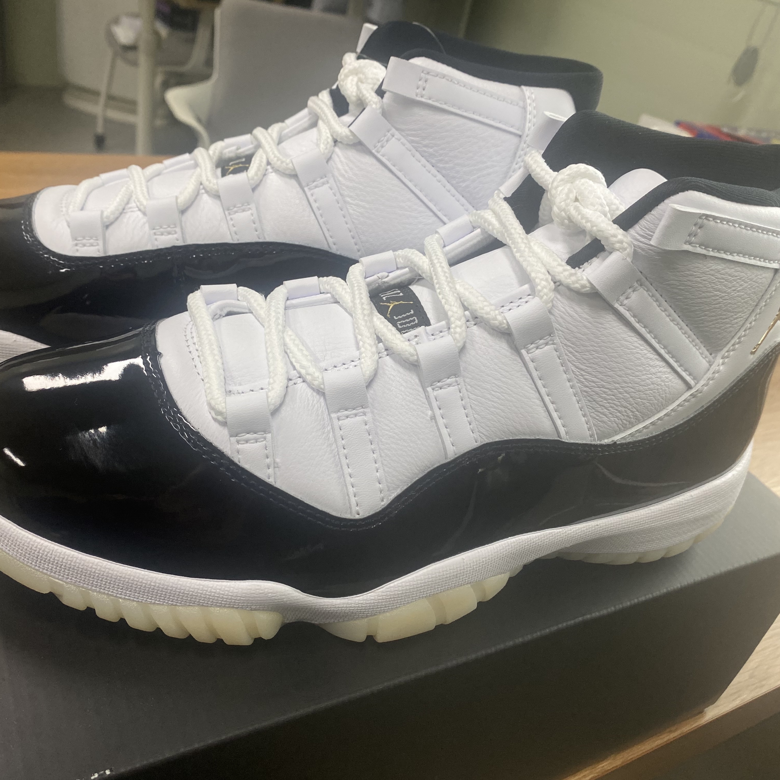 Jordan 11 Retro Gratitude 착용 스타일 - 2