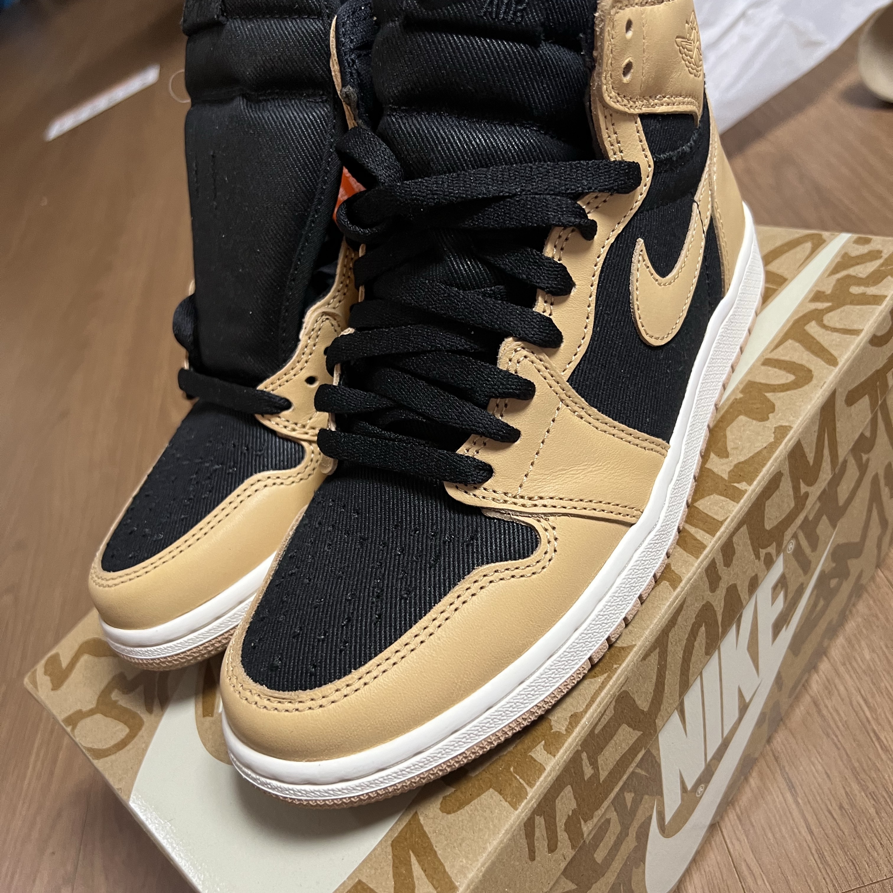 Jordan 1 Retro High OG Vachetta Tan 착용 스타일