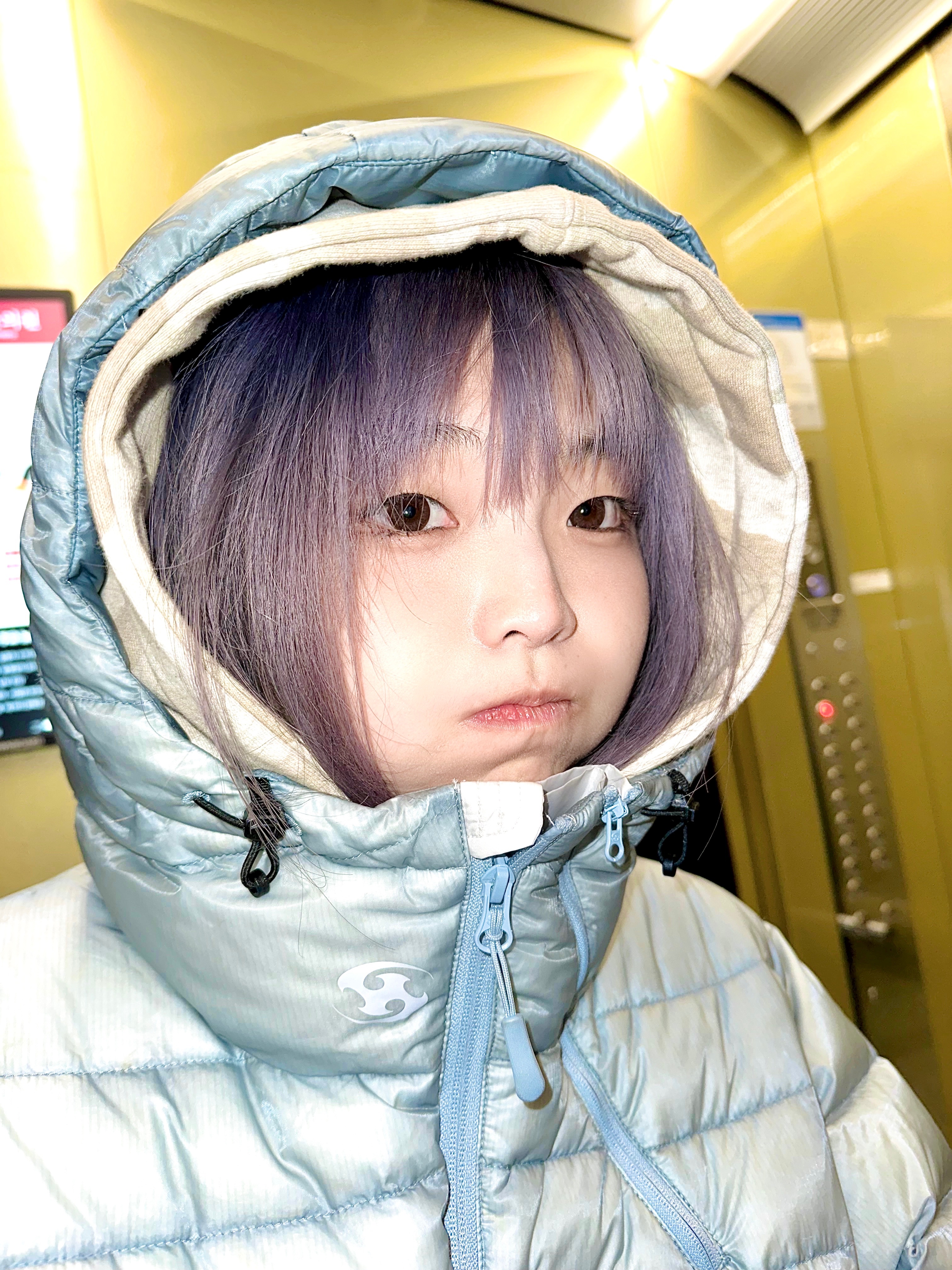 Sansan Gear Suffix Puffer Jacket Sky Blue - 23FW, Salomon x MM6 Maison Margiela Cross Low Kelp Vintage Khaki 착용 스타일 - 2