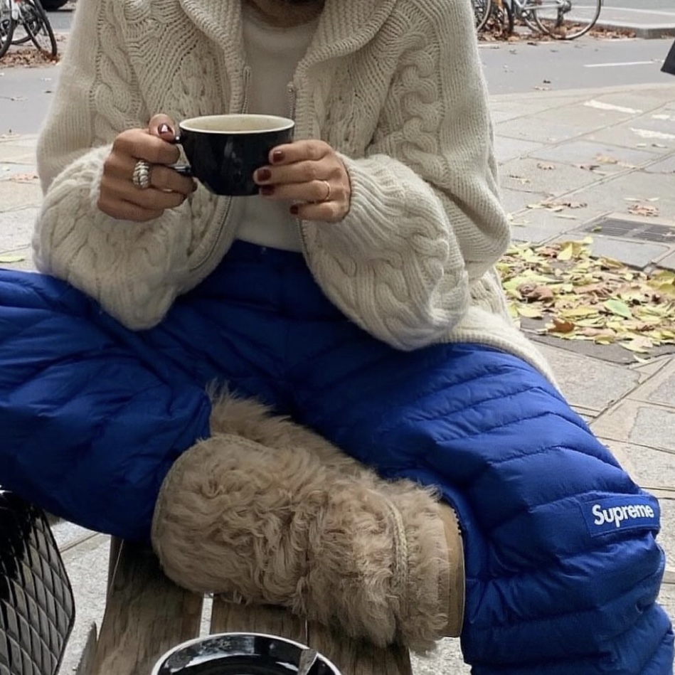 Supreme Micro Down Pant Royal - 23FW 착용 스타일 - 1