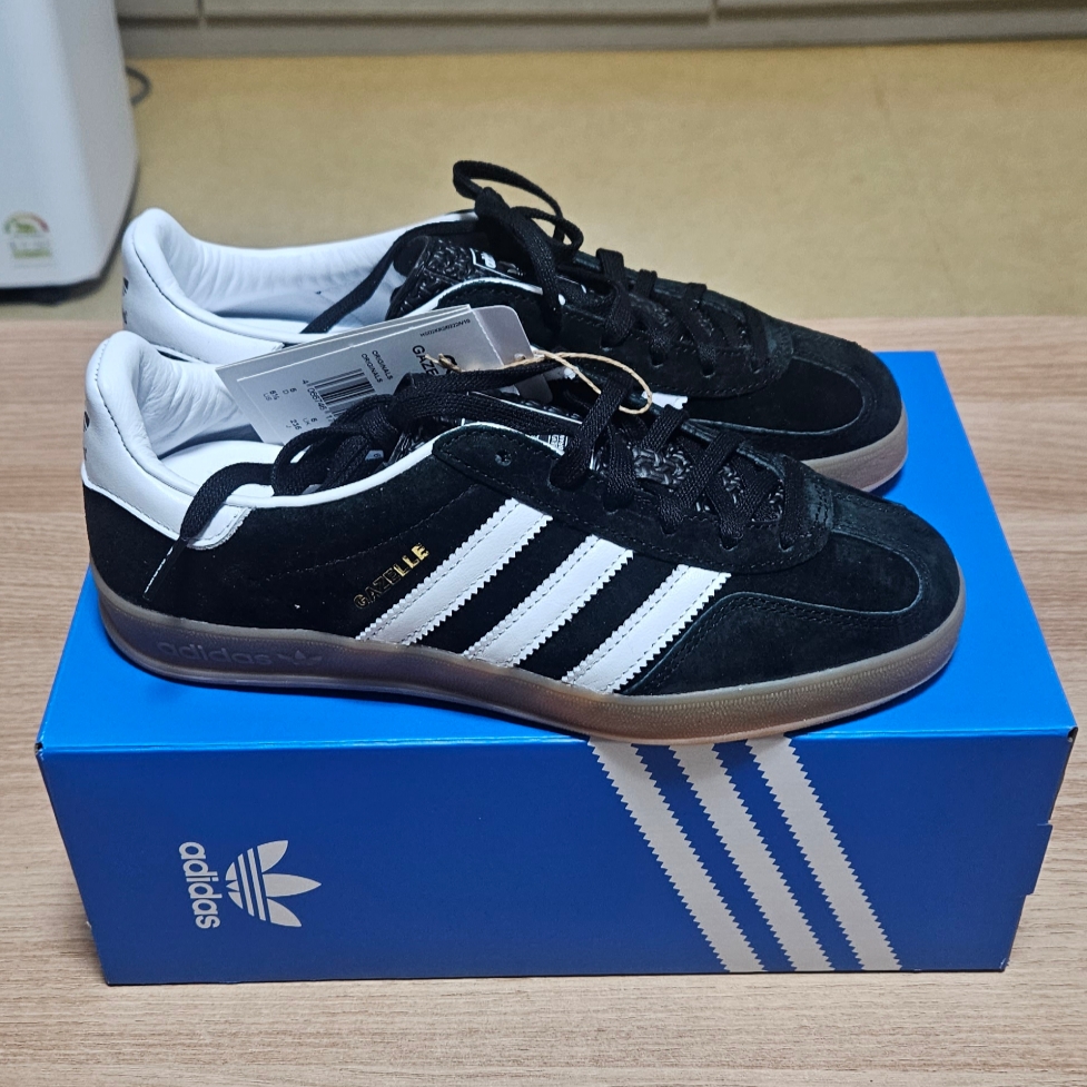 Adidas Gazelle Indoor Core Black 착용 스타일 - 1
