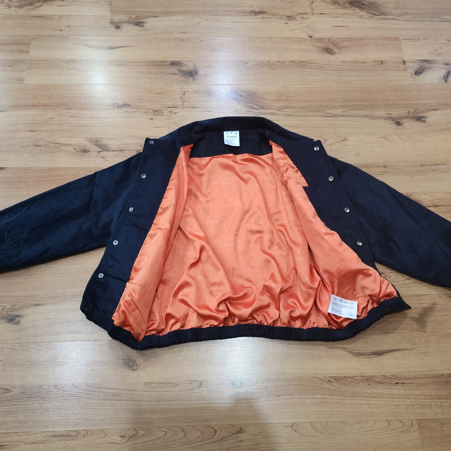 IAB Studio Corduroy Jacket Midnight Blue 착용 스타일 - 2