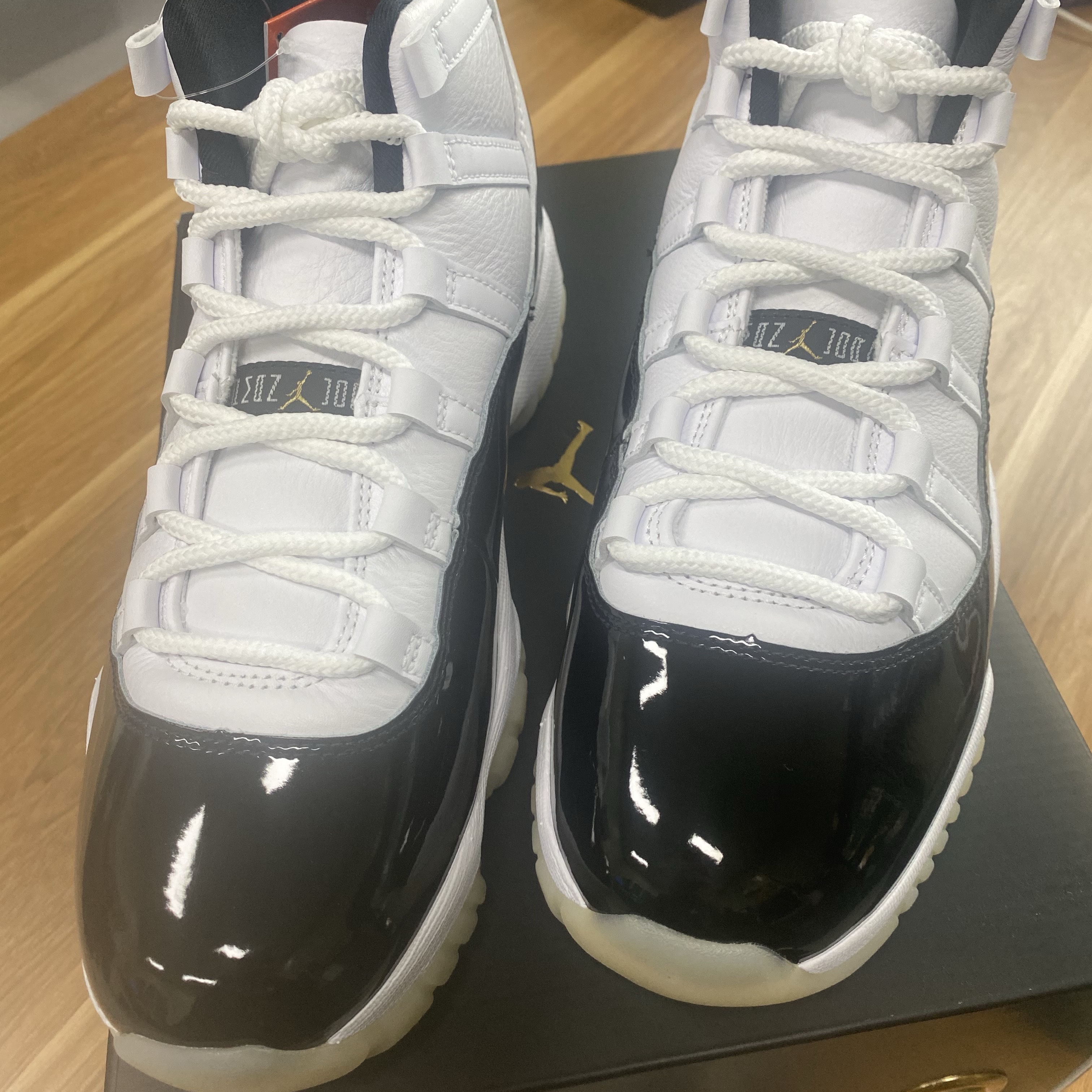 Jordan 11 Retro Gratitude 착용 스타일 - 1