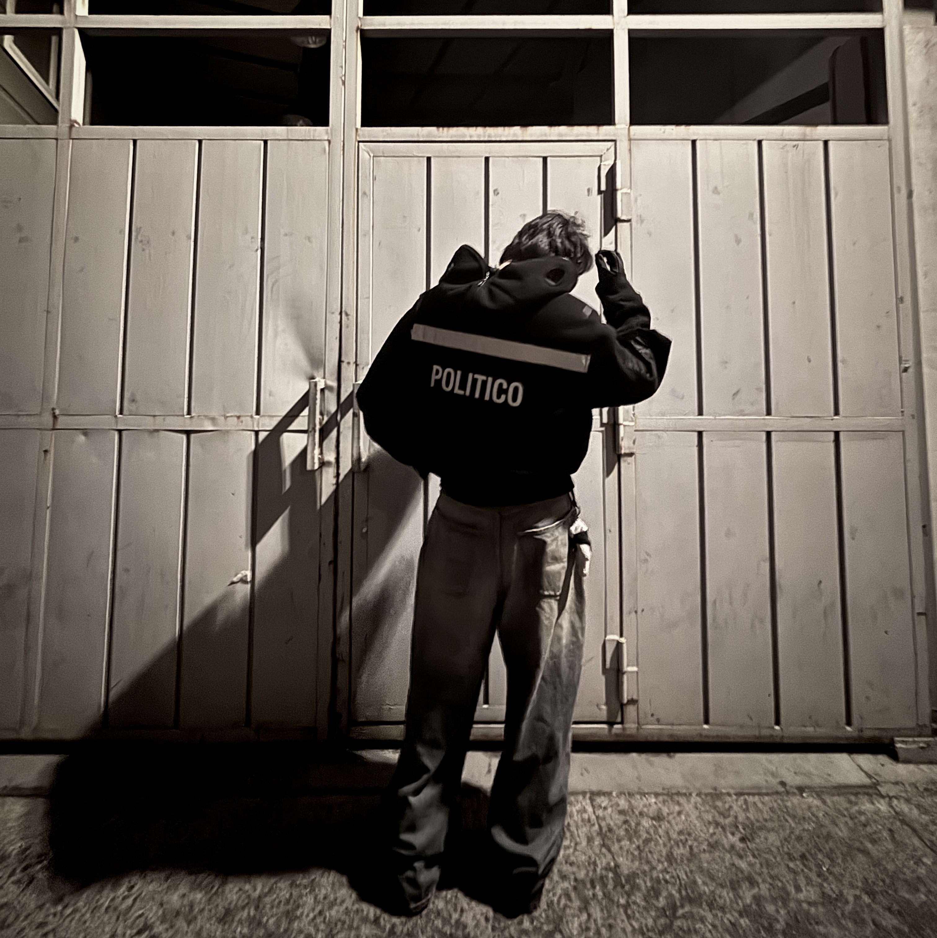 Project G/R Politico Fleece Jacket Black, Balenciaga Combat Strike 20mm Boots Black 착용 스타일 - 4