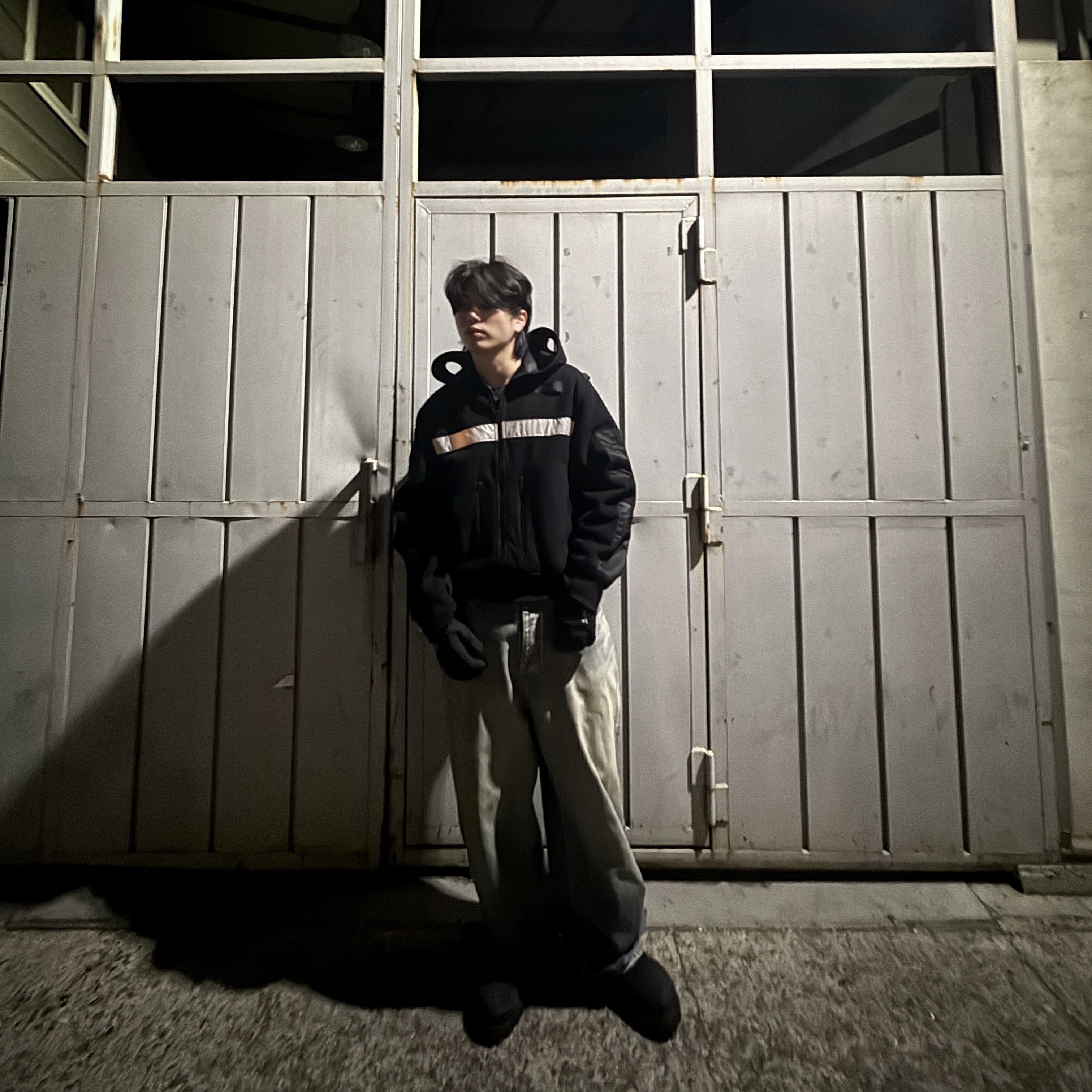 Project G/R Politico Fleece Jacket Black, Balenciaga Combat Strike 20mm Boots Black 착용 스타일 - 2