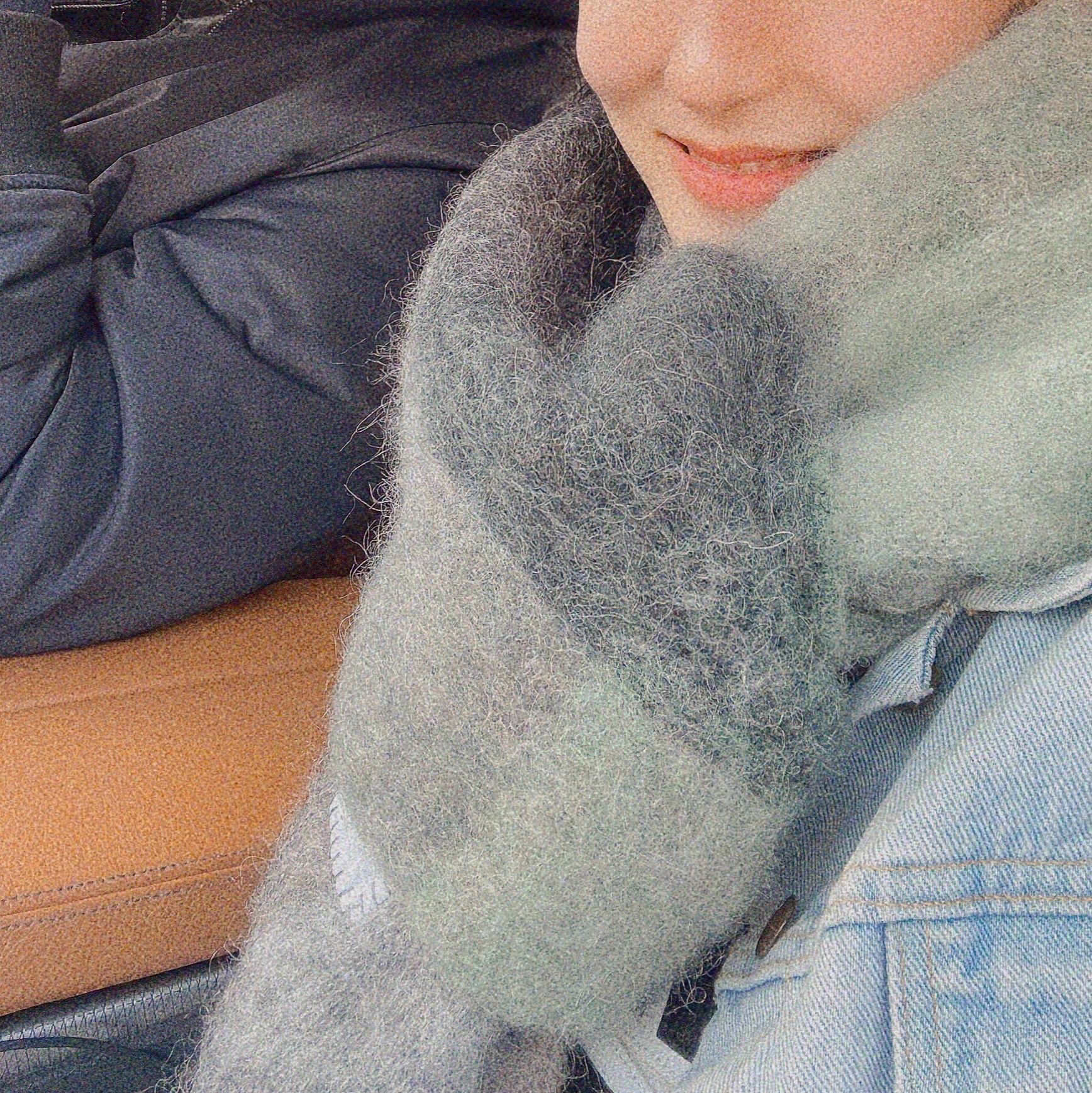 Acne Studios Mohair Check Muffler Grey Green Black 착용 스타일