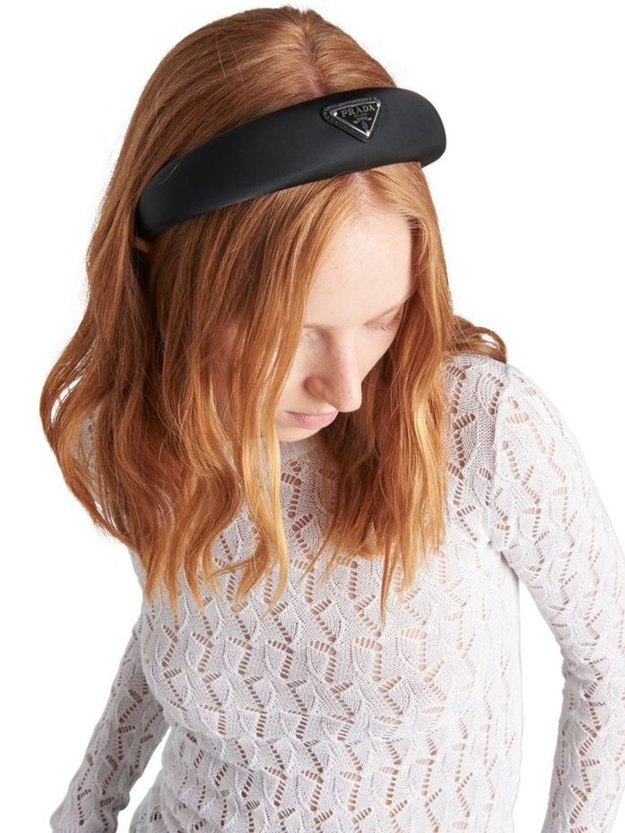 (W) Prada Re-Nylon Headband Black, (W) Prada Re-Nylon Headband Black 착용 스타일 - 3