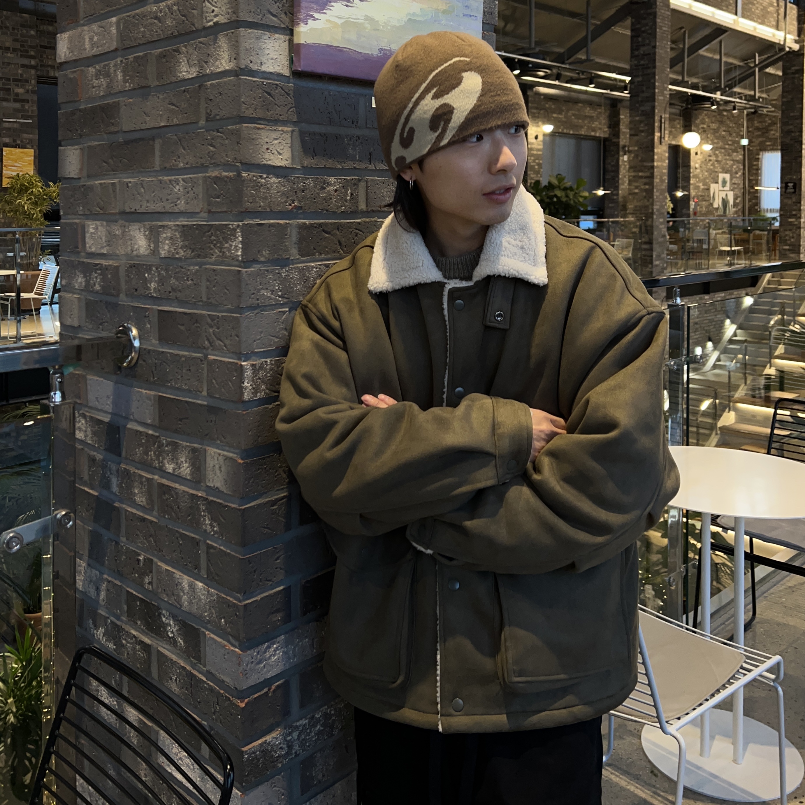 Sansan Gear Logo Beanie Brown - 22FW, UGG Tasman Slipper Chestnut 착용 스타일 - 4