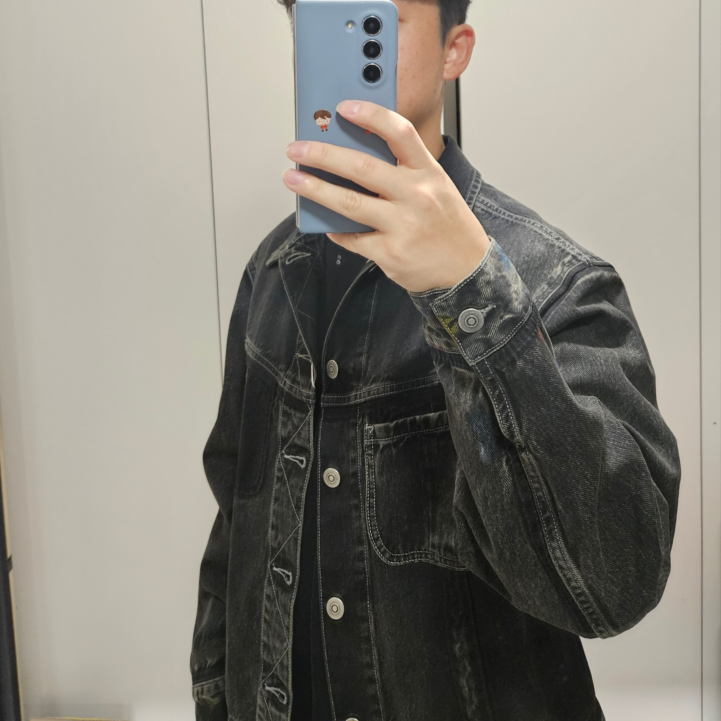 Maison Margiela Paint Denim Jacket Black 착용 스타일 - 2