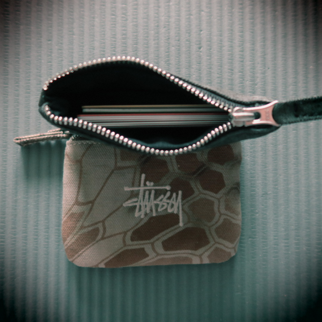 Stussy Canvas Coin Pouch Washed Black, Stussy Canvas Coin Pouch Highlander 착용 스타일 - 3