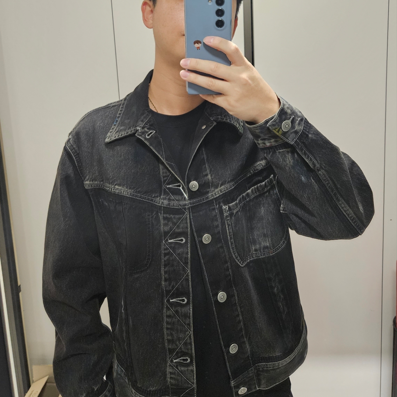 Maison Margiela Paint Denim Jacket Black 착용 스타일 - 3
