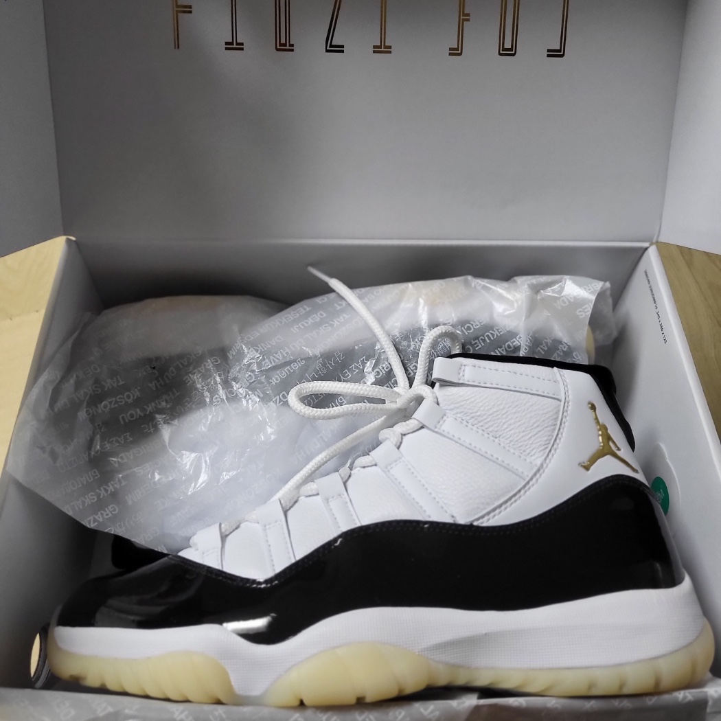 Jordan 11 Retro Gratitude 착용 스타일 - 1