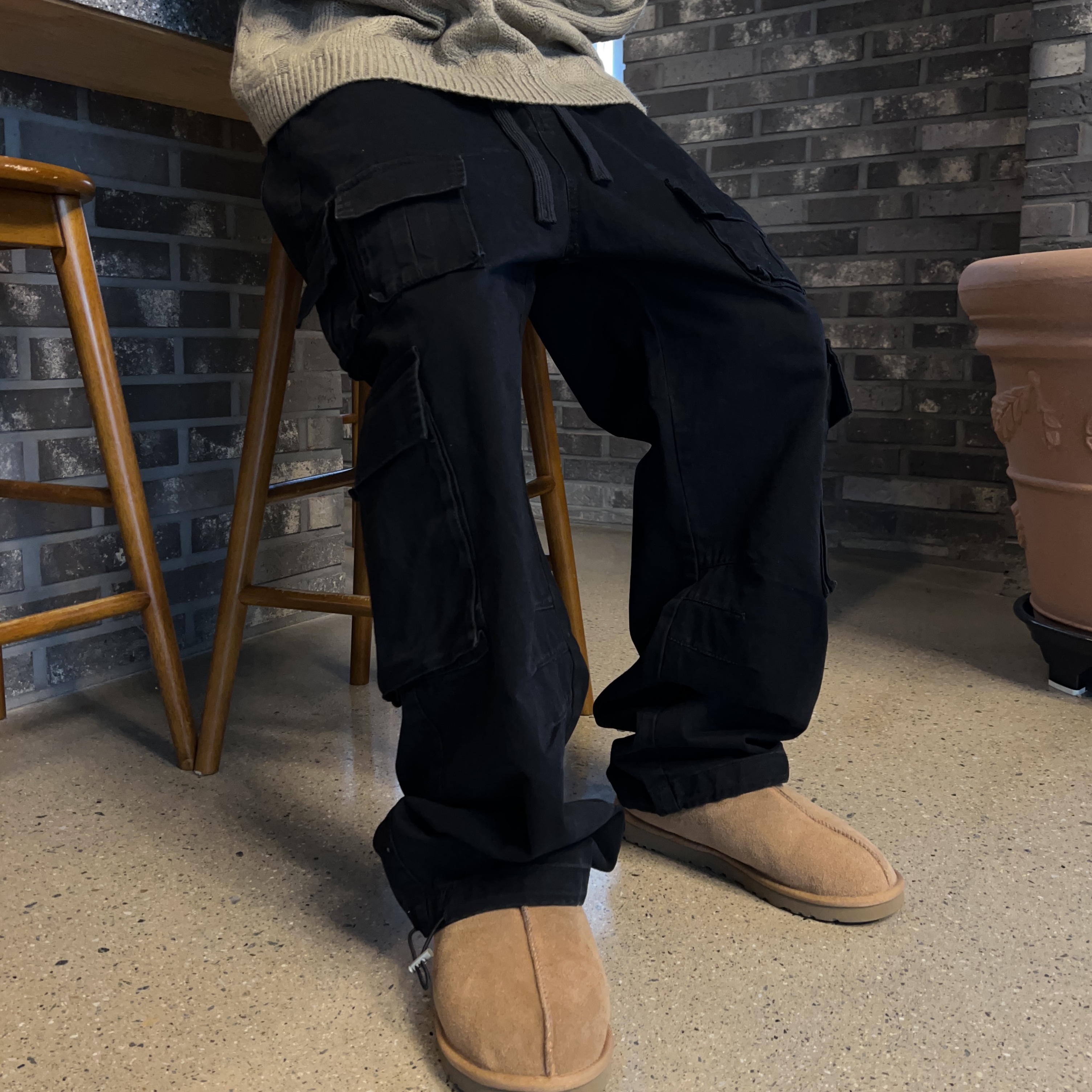 Sansan Gear Logo Beanie Brown - 22FW, UGG Tasman Slipper Chestnut 착용 스타일 - 2