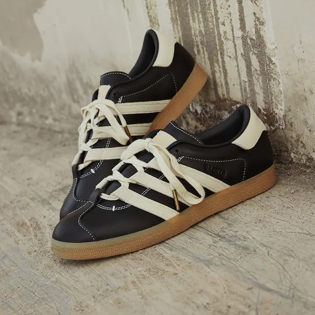 Adidas x Foot Industry Gazelle Core Black Cream White 착용 스타일
