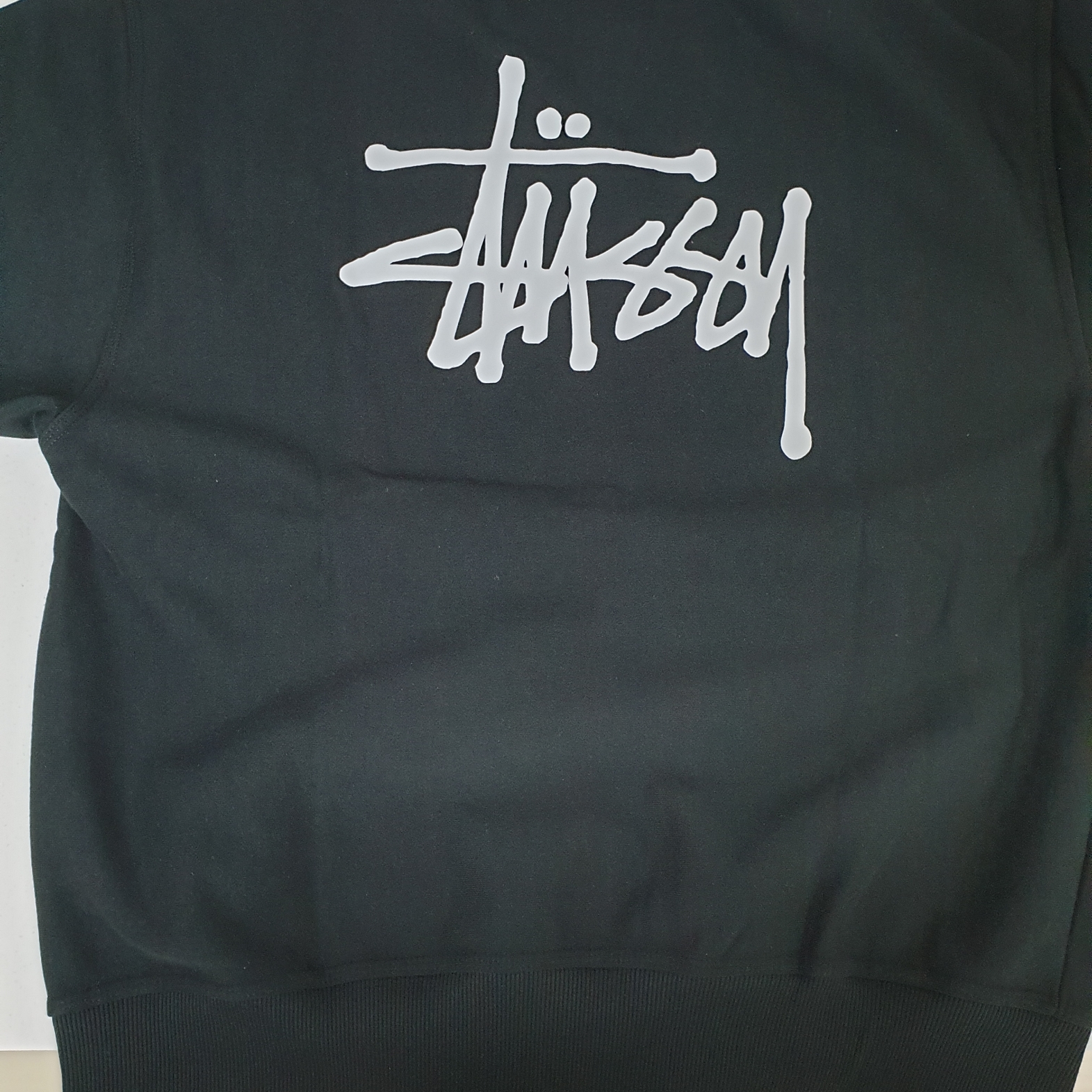 Stussy Basic Stussy Crew Black 2022 착용 스타일 - 2