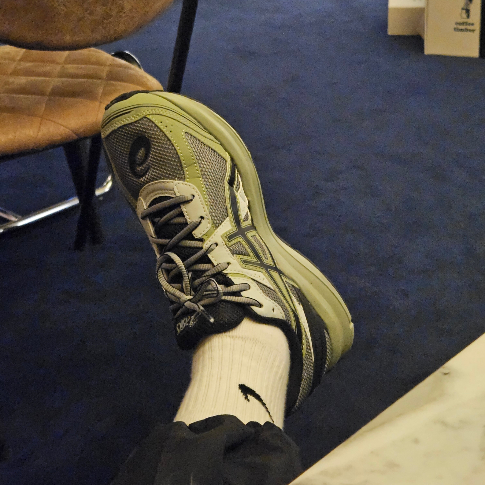 Asics Jog 100 S Sheet Rock - 2E Wide 착용 스타일