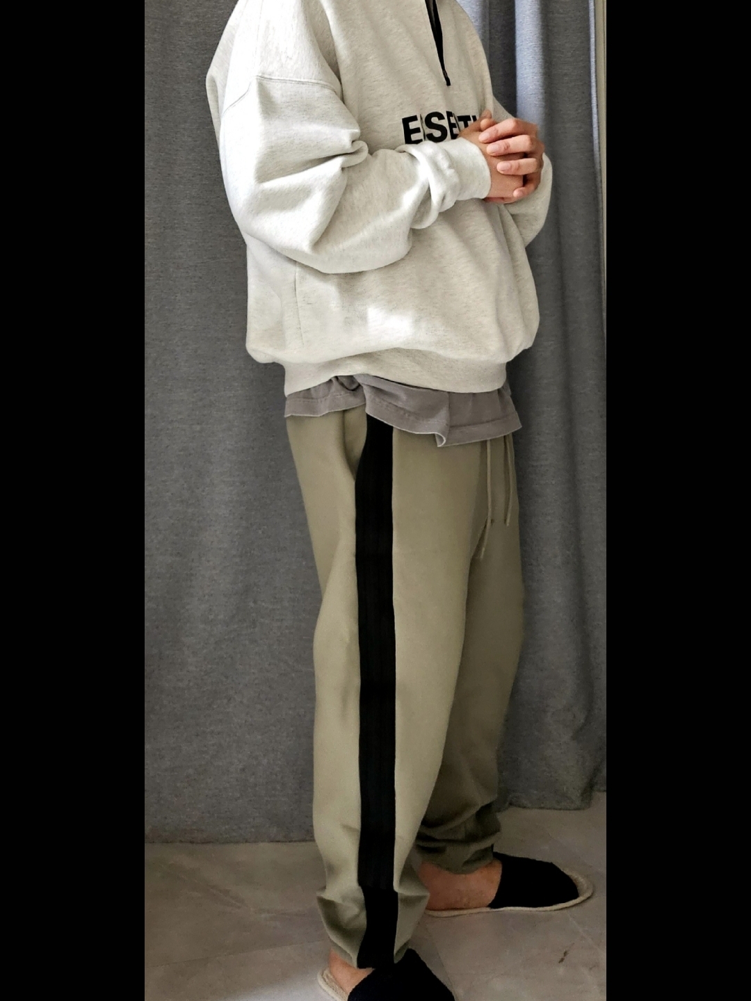 Adidas x Fear of God Athletics Suede Fleece Sweatpants Clay - KR Sizing 착용 스타일 - 3