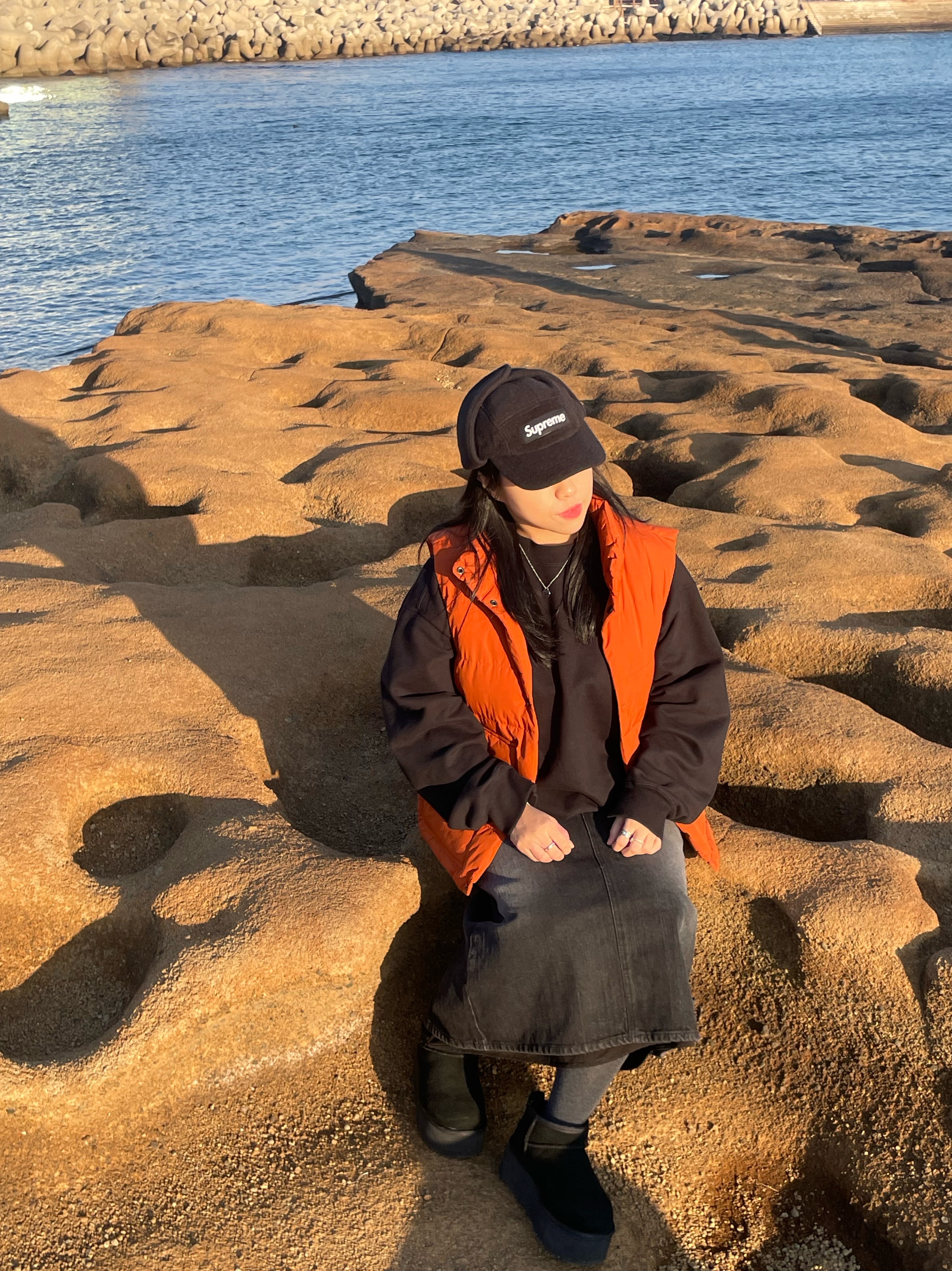 Supreme Polartec Earflap Camp Cap Black - 21FW, Nike x Stussy NRG Washed Fleece Crewneck Black (DO5310-010) 착용 스타일 - 1