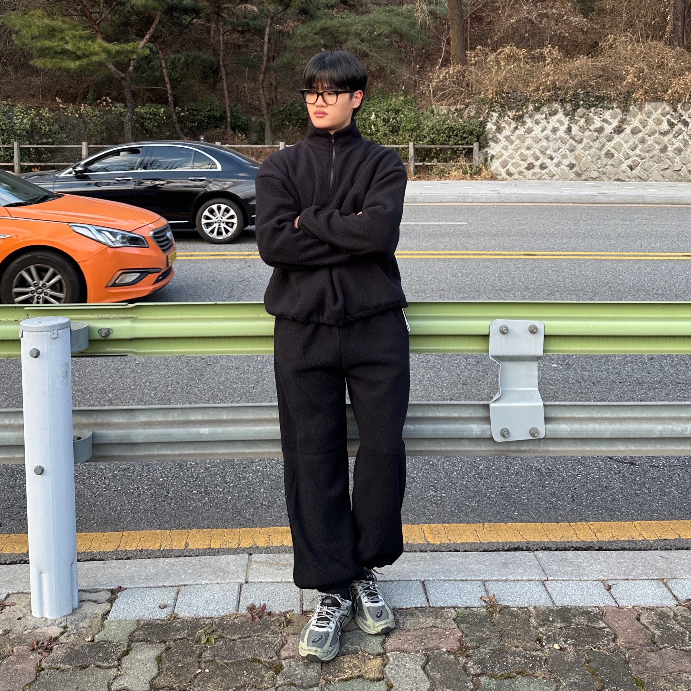 Asics Jog 100 S Sheet Rock - 2E Wide 착용 스타일 - 1