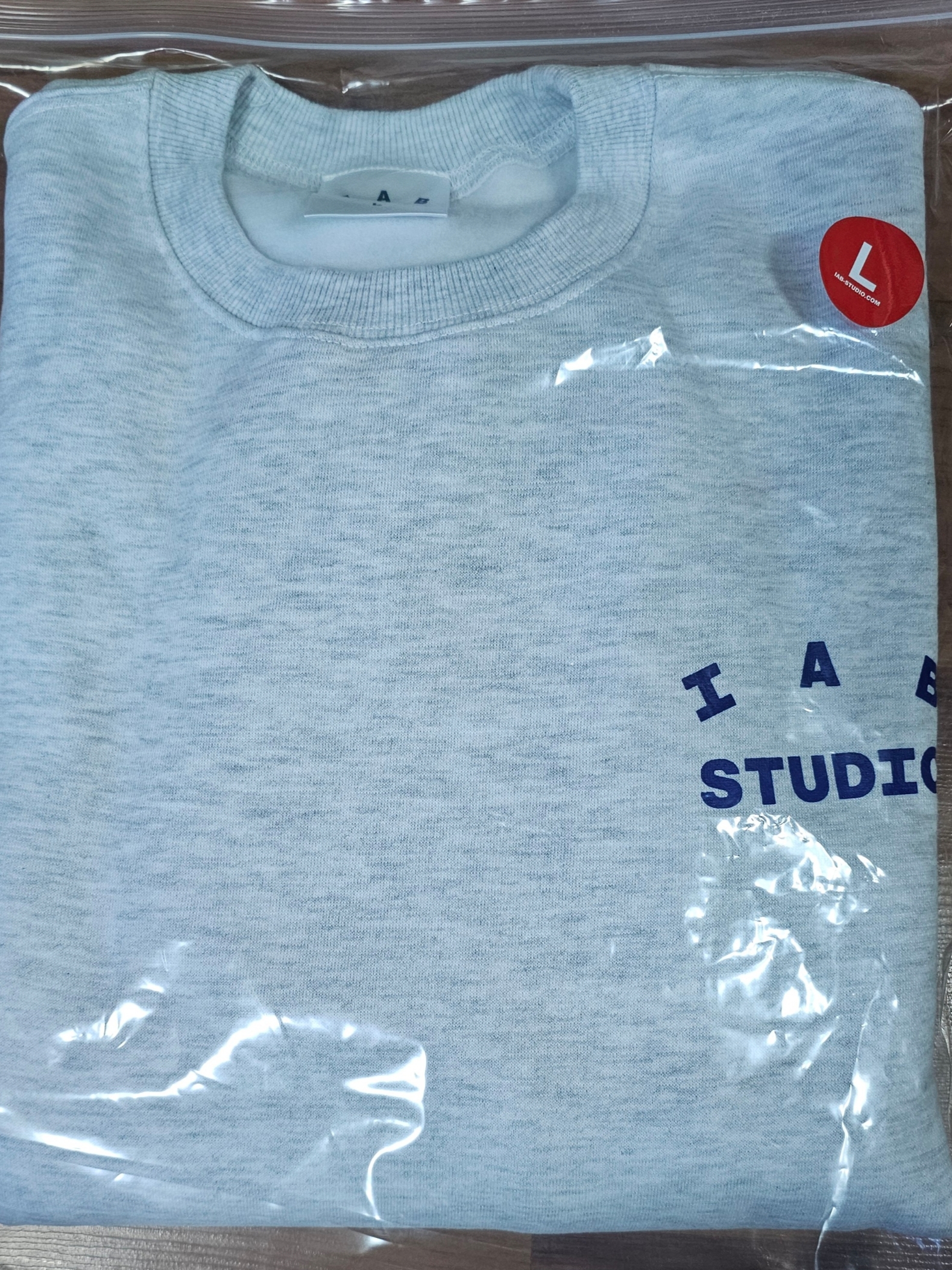 IAB Studio Sweatshirt Light Gray - 23FW 착용 스타일