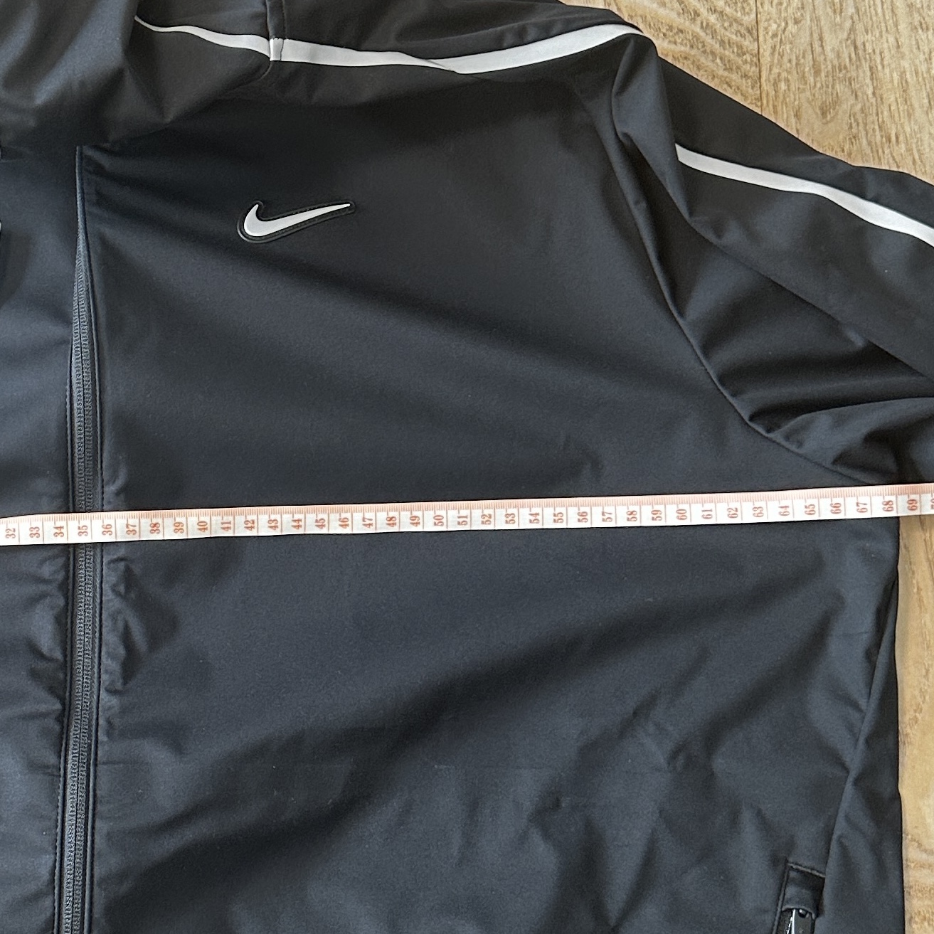 Nike x Drake Nocta Basketball Warmup Jacket Black (DV3661-010) 착용 스타일 - 2