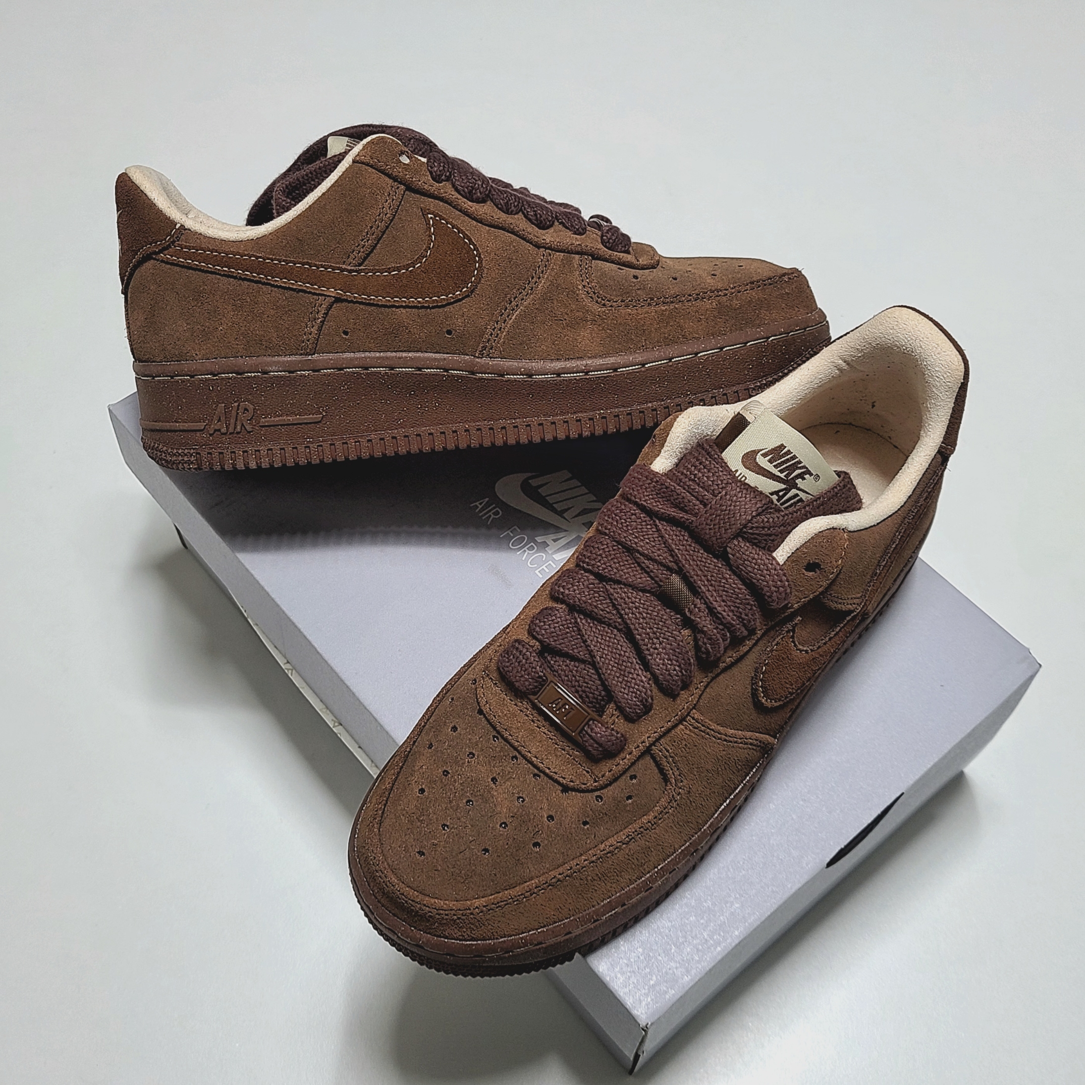 (W) Nike Air Force 1 '07 Cacao Wow 착용 스타일