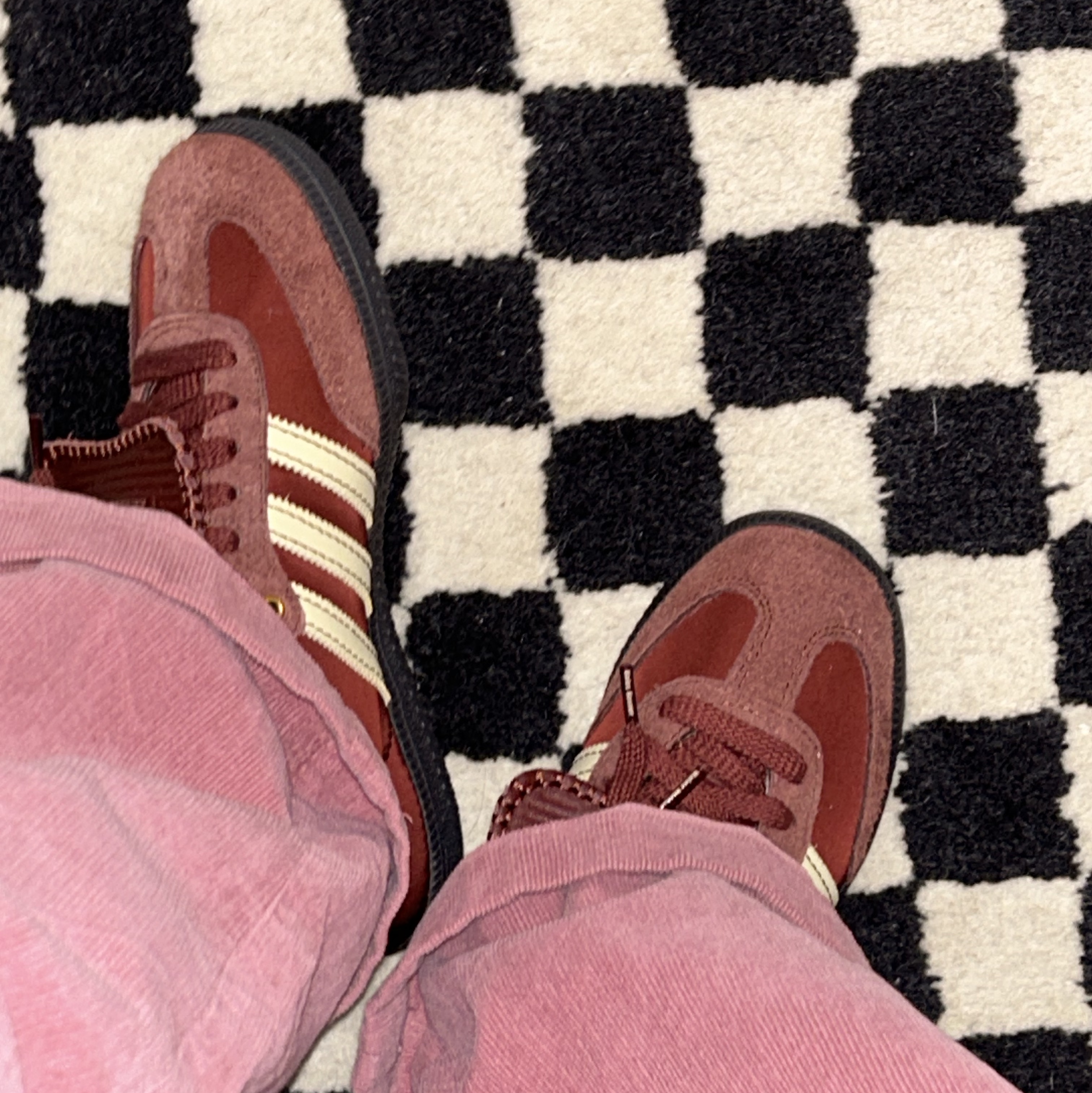 Adidas x Wales Bonner Nylon Samba Fox Brown Sandy Beige 착용 스타일 - 1