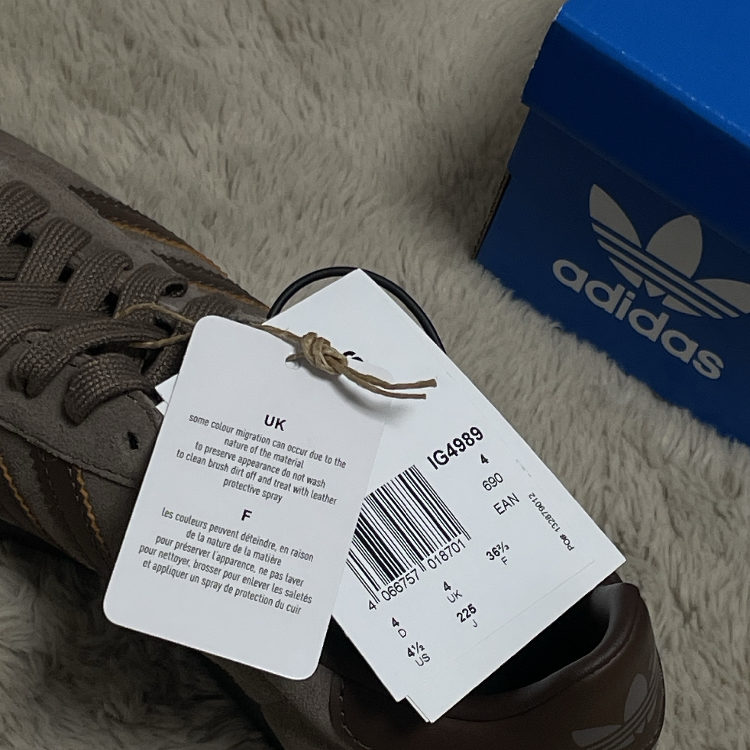 Adidas Gazelle Earth Strata Brown Gum 착용 스타일 - 2