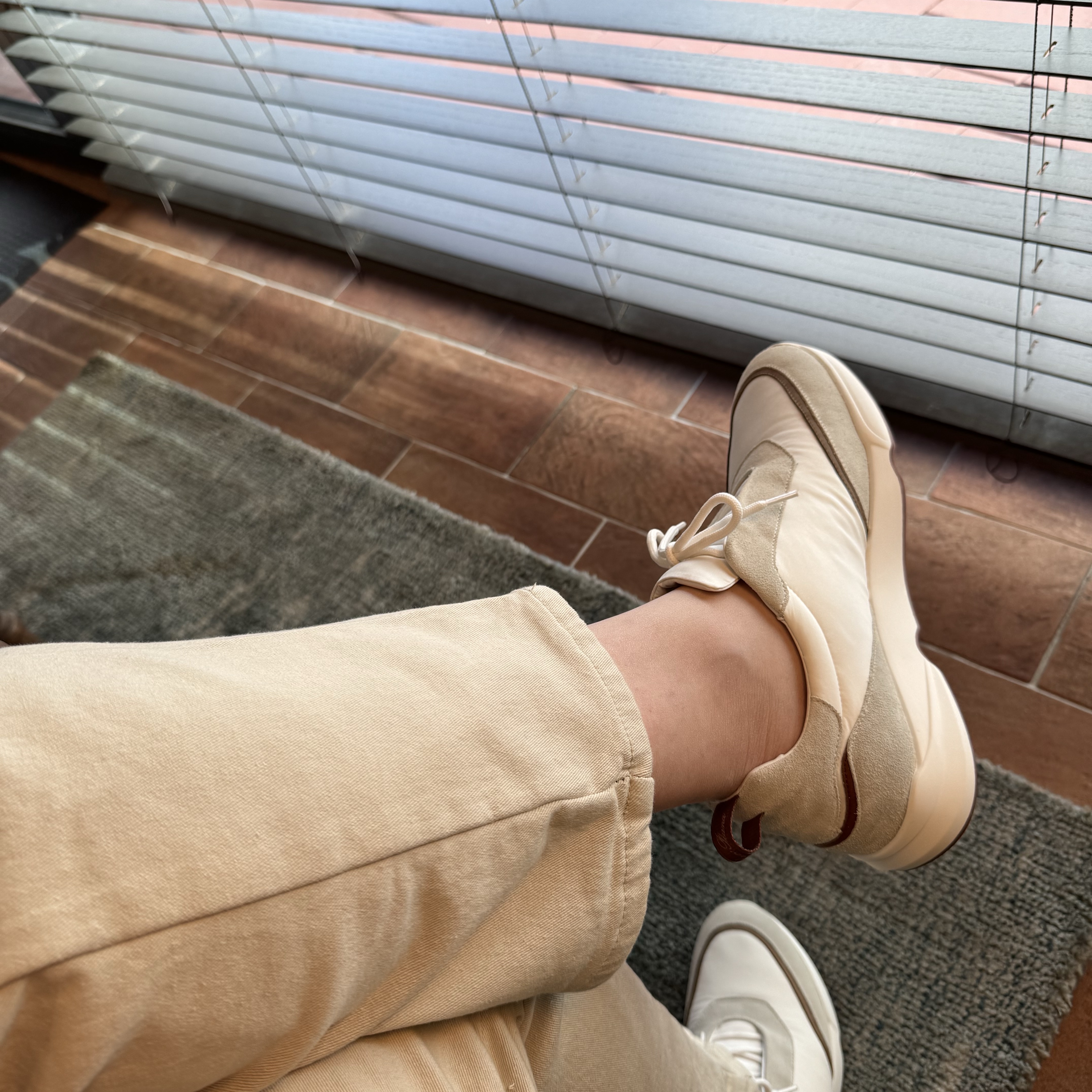 Loro Piana Modular Walk Sneakers White 착용 스타일 - 2