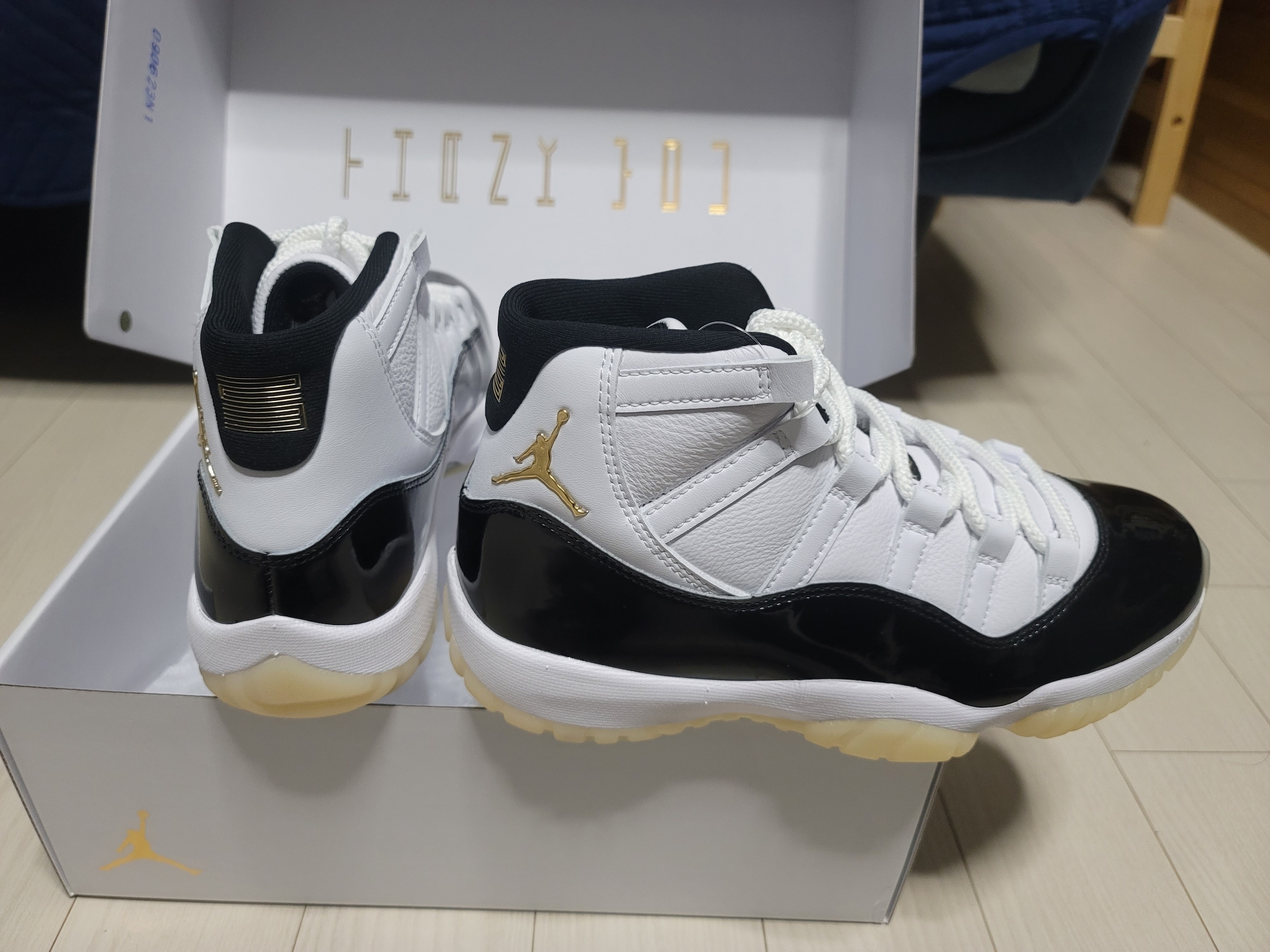 Jordan 11 Retro Gratitude 착용 스타일 - 5