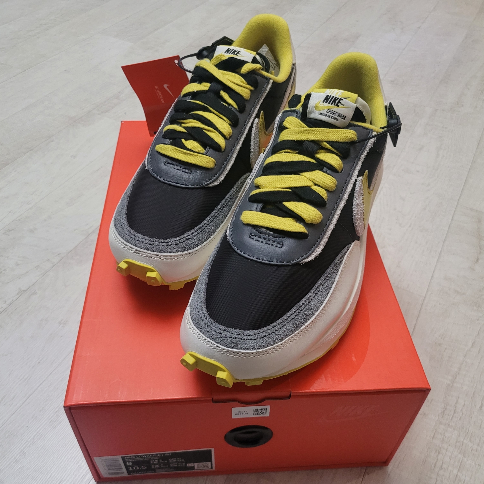 Nike x Sacai x Undercover LDWaffle Black Bright Citron 착용 스타일 - 1