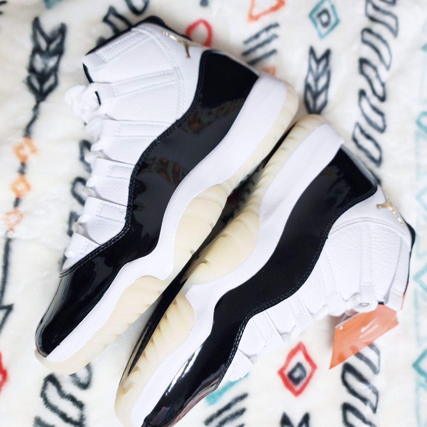 Jordan 11 Retro Gratitude 착용 스타일 - 6