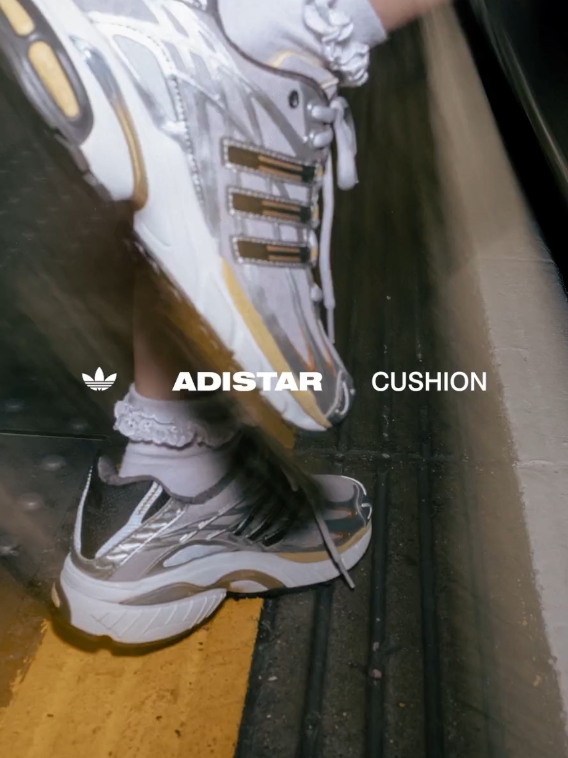 Adidas Adistar Cushion 3 Grey Two Gold Metallic 착용 스타일
