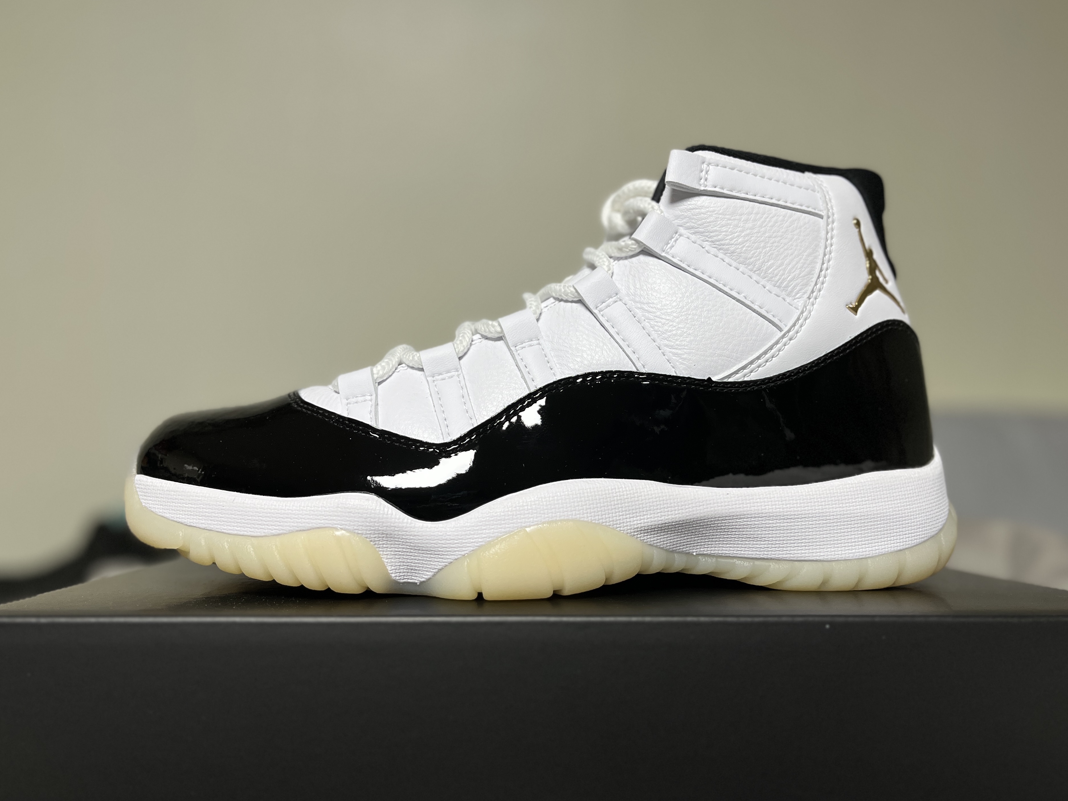 Jordan 11 Retro Gratitude 착용 스타일 - 2