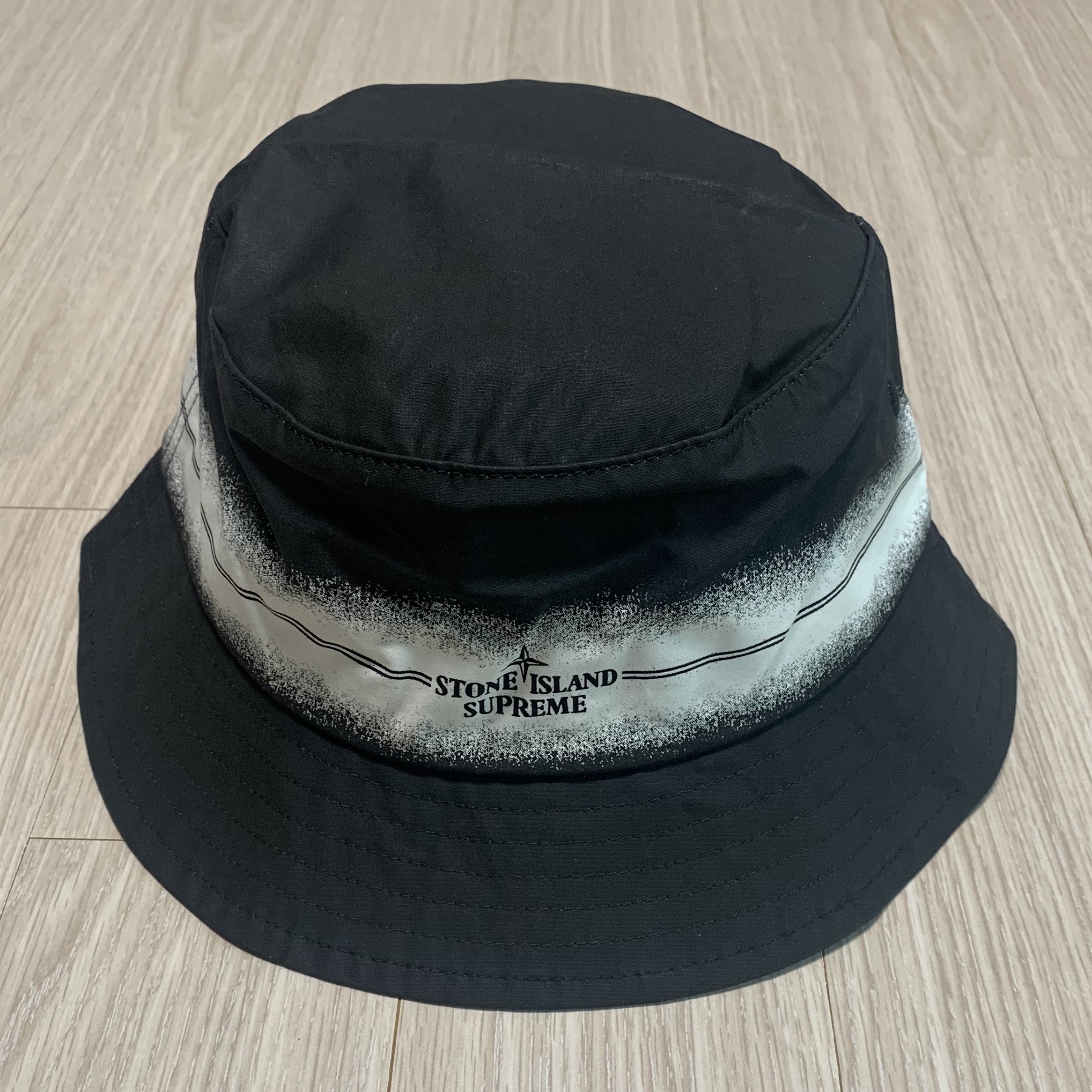 Supreme x Stone Island Stripe Crusher Black - 22SS 착용 스타일 - 2