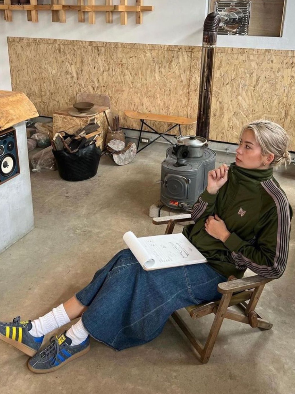 Needles R.C. Track Jacket Velour Black, Needles Track Jacket Poly Smooth Dk.Green 착용 스타일 - 3