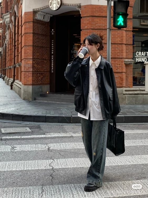 Dr. Martens Jadon Boots Black, Apple AirPods Max Lightning Space Gray (Korean Ver.) 착용 스타일 - 5