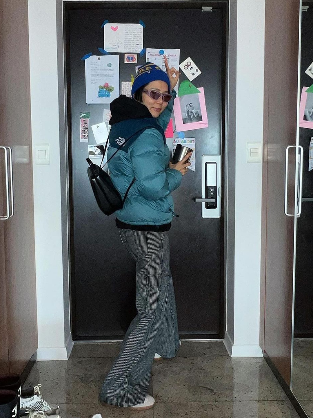 The North Face 1996 Retro Nuptse Jacket Black, The North Face 1996 Water Shield Nuptse Jacket Beige Brown 착용 스타일 - 2