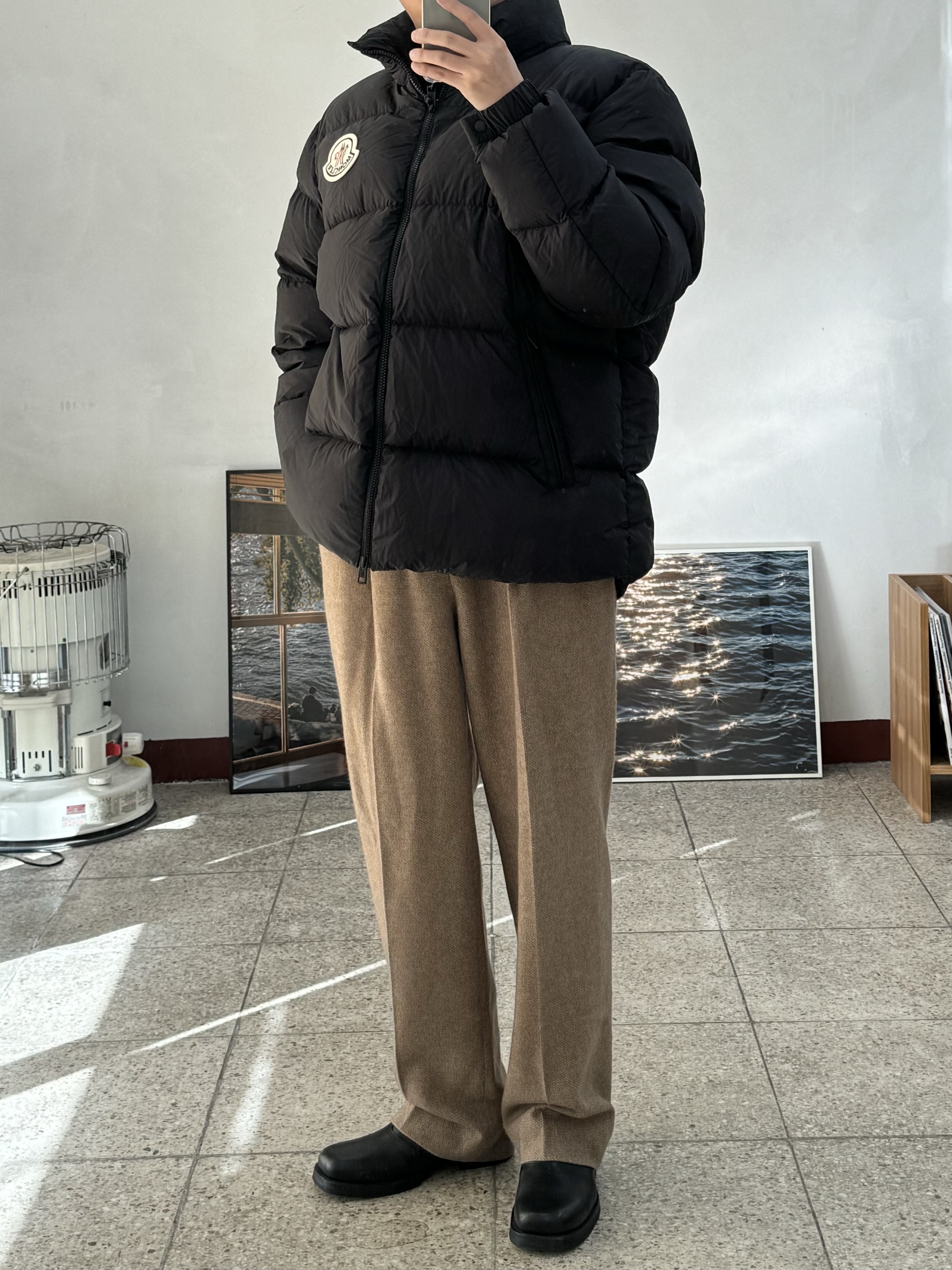 Moncler Citala Short Down Jacket Black - 23FW 착용 스타일 - 1
