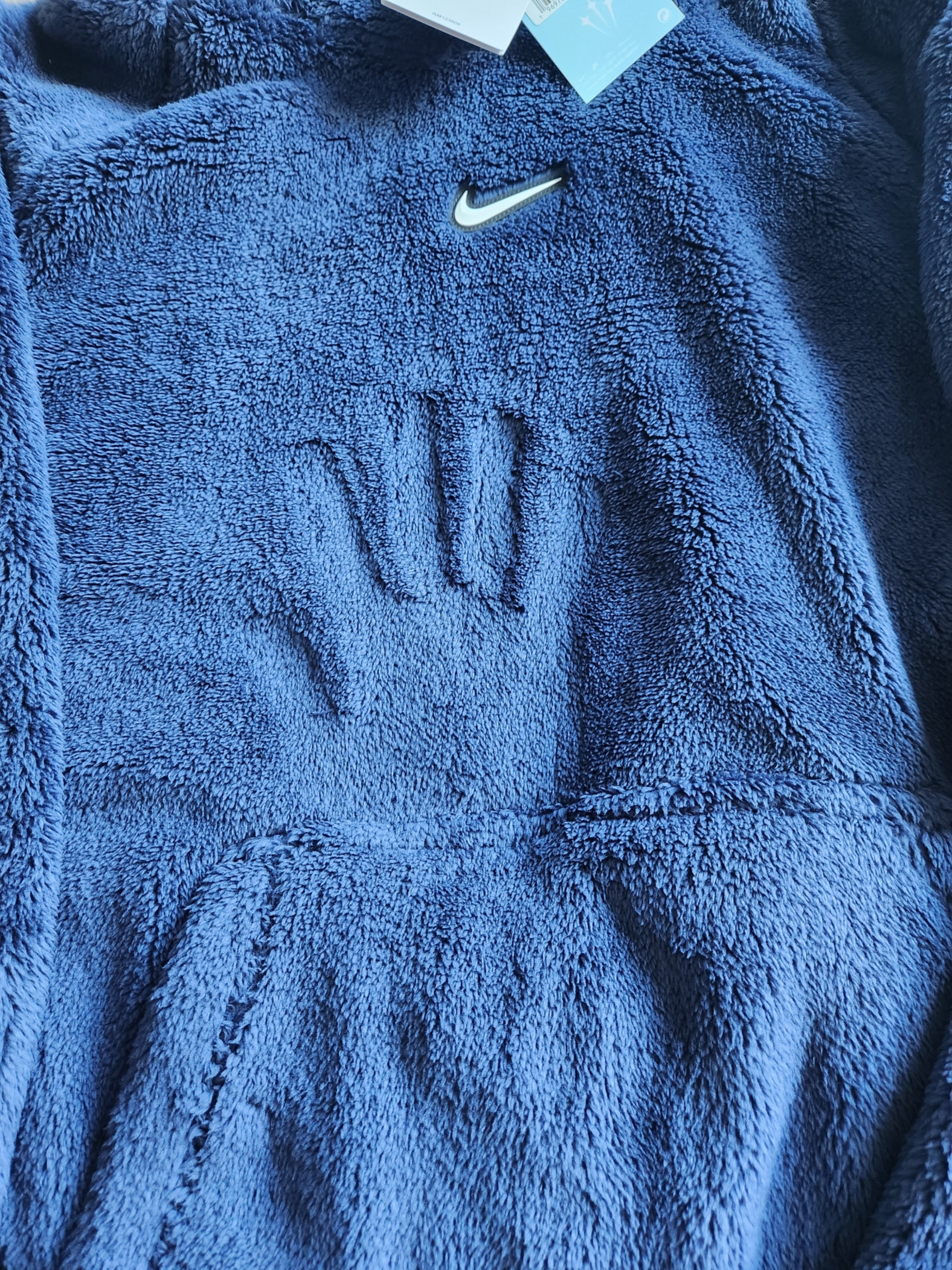 (W) Nike x Drake Nocta 8K Peaks Fleece Hoodie Midnight Navy (DV3645-410) 착용 스타일 - 2