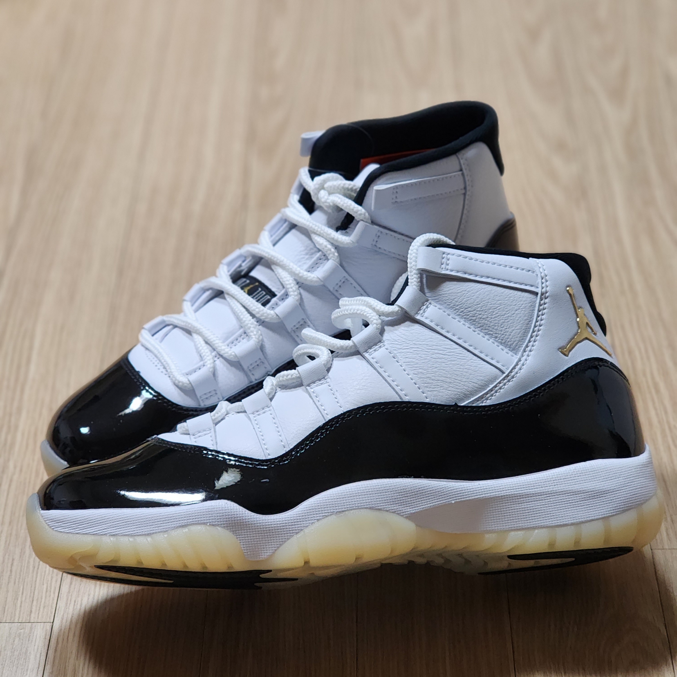 Jordan 11 Retro Gratitude 착용 스타일 - 2