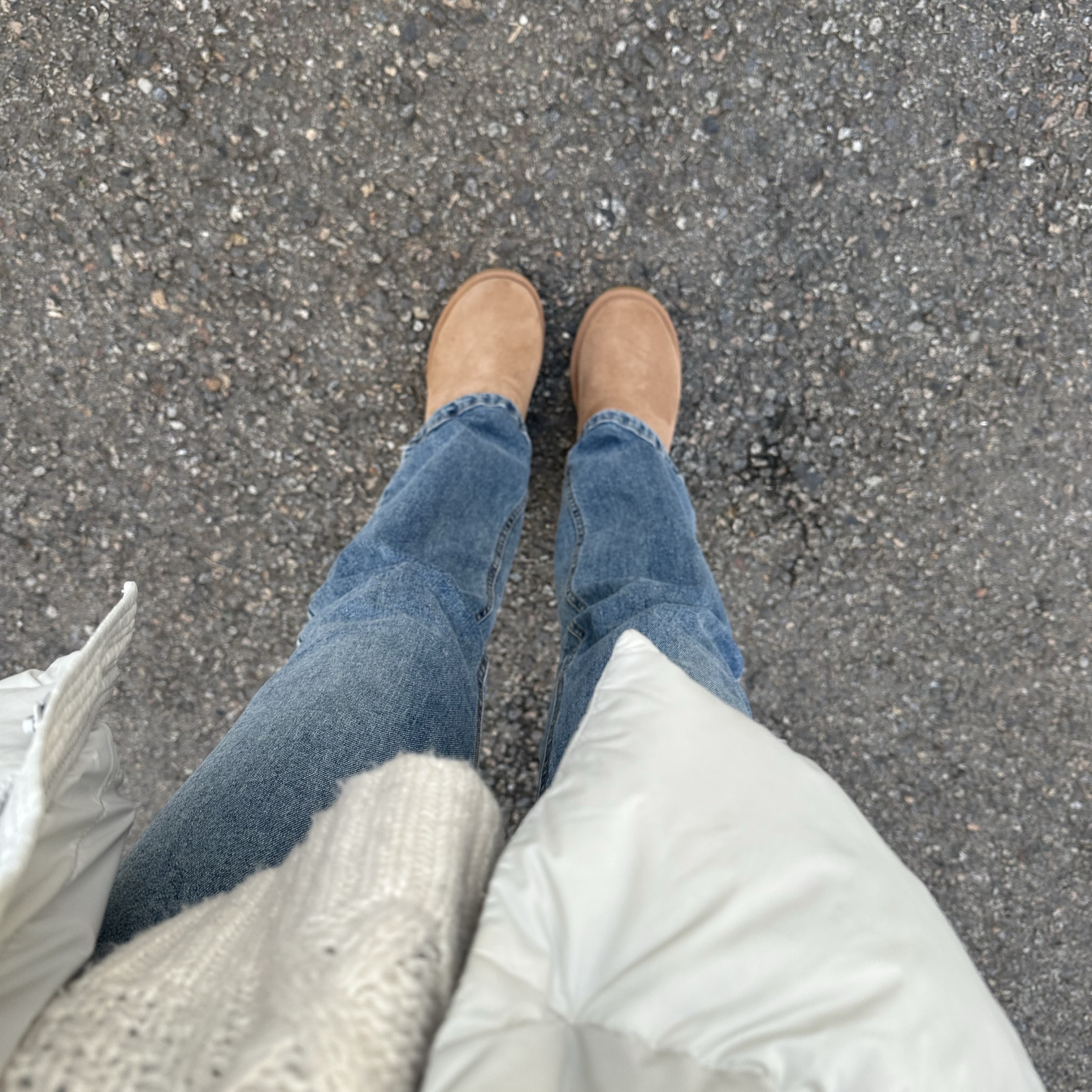 (W) UGG Classic Mini II Boots Chestnut 착용 스타일