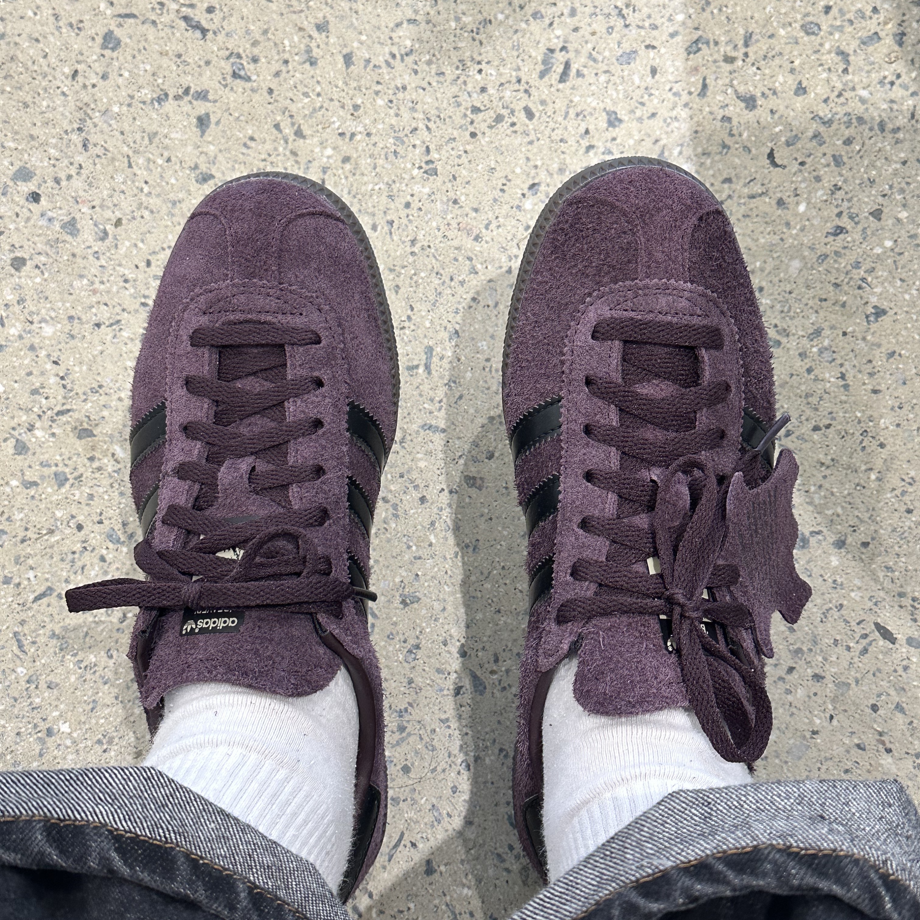 Adidas State Series Oregon Shadow Maroon 착용 스타일