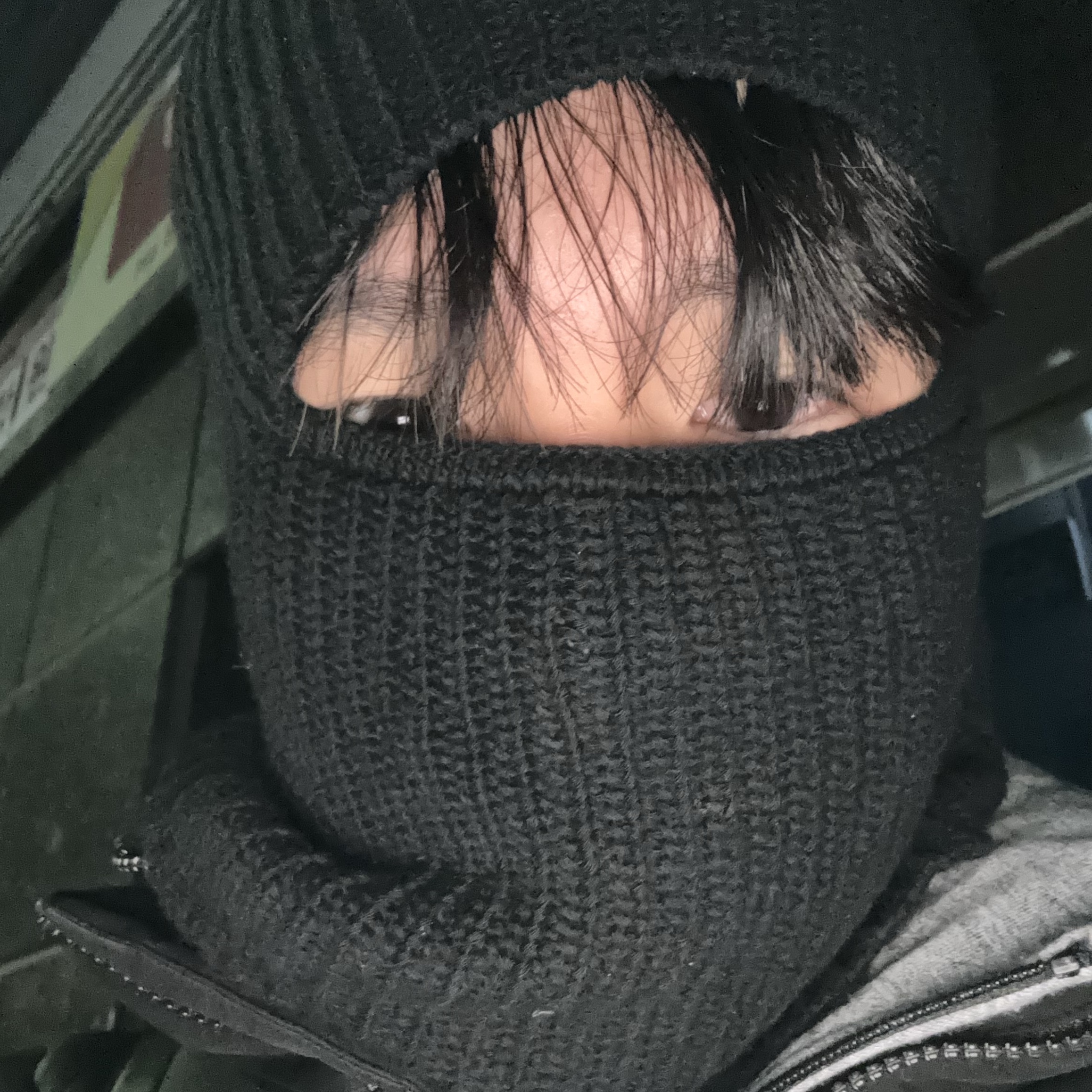 C.P. Company Extra Fine Merino Wool Goggle Beanie Forged Iron Grey 착용 스타일