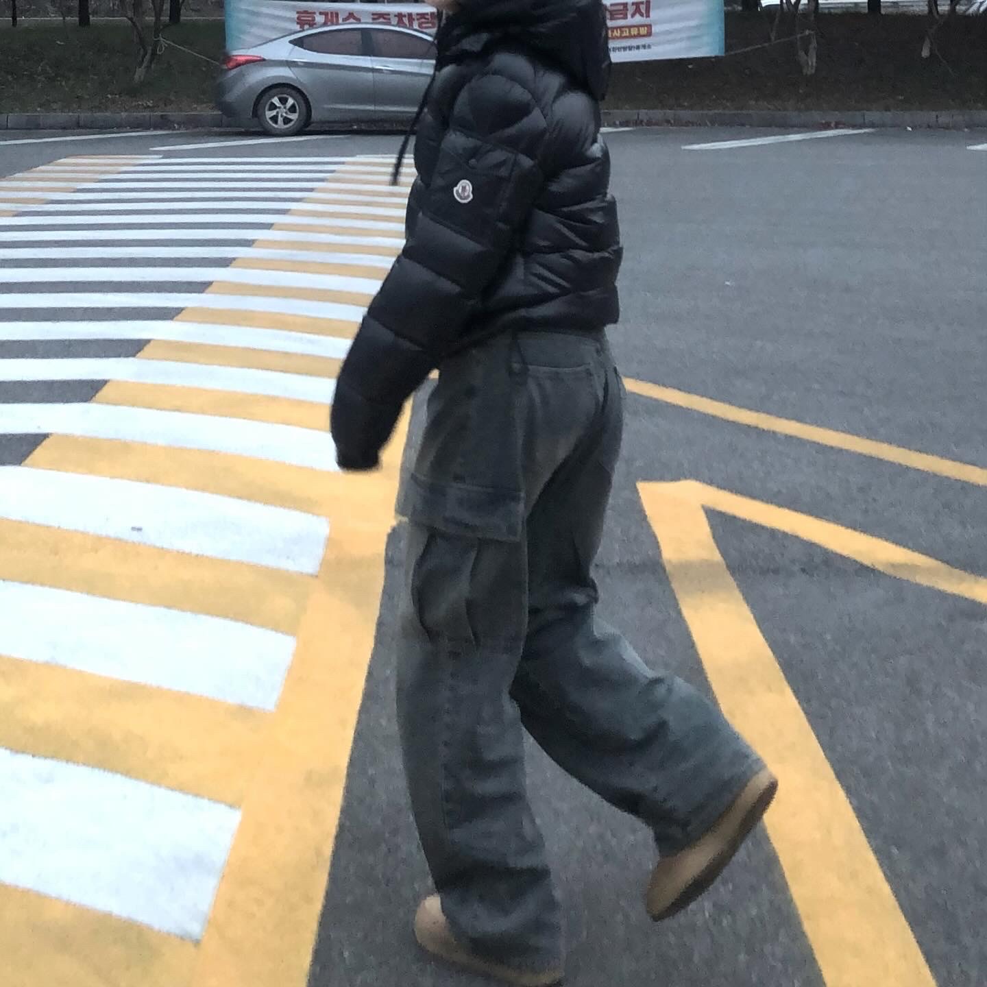 Moncler Maya Short Down Jacket Black - 23FW, Nike Air Force 1 '07 WB Flax 착용 스타일 - 5