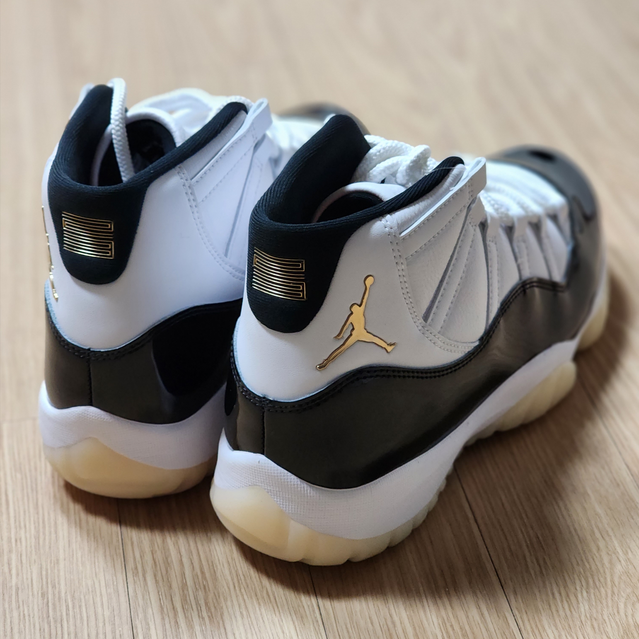 Jordan 11 Retro Gratitude 착용 스타일 - 1