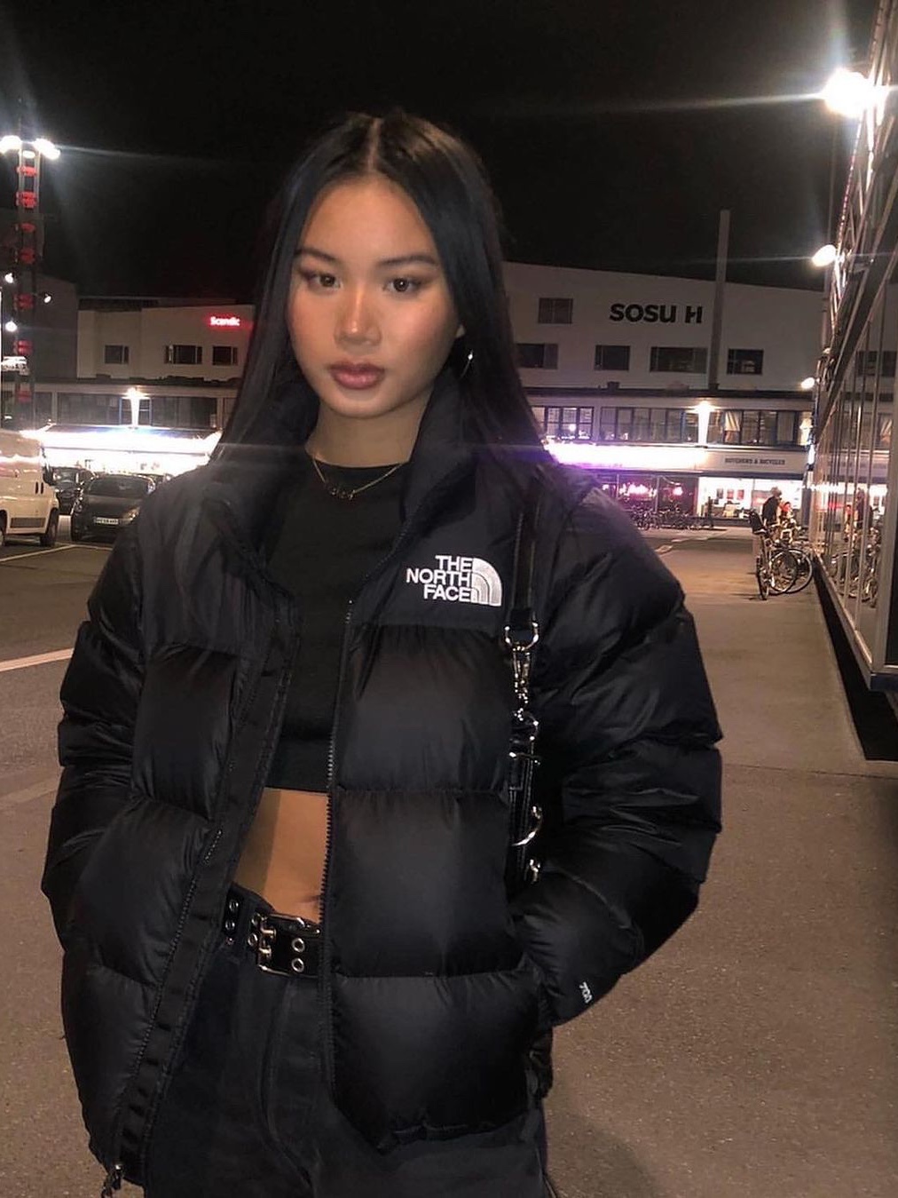 (W) The North Face Nuptse Short Jacket Black, (W) Miu Miu Nylon Cropped Down Jacket Black 착용 스타일 - 8