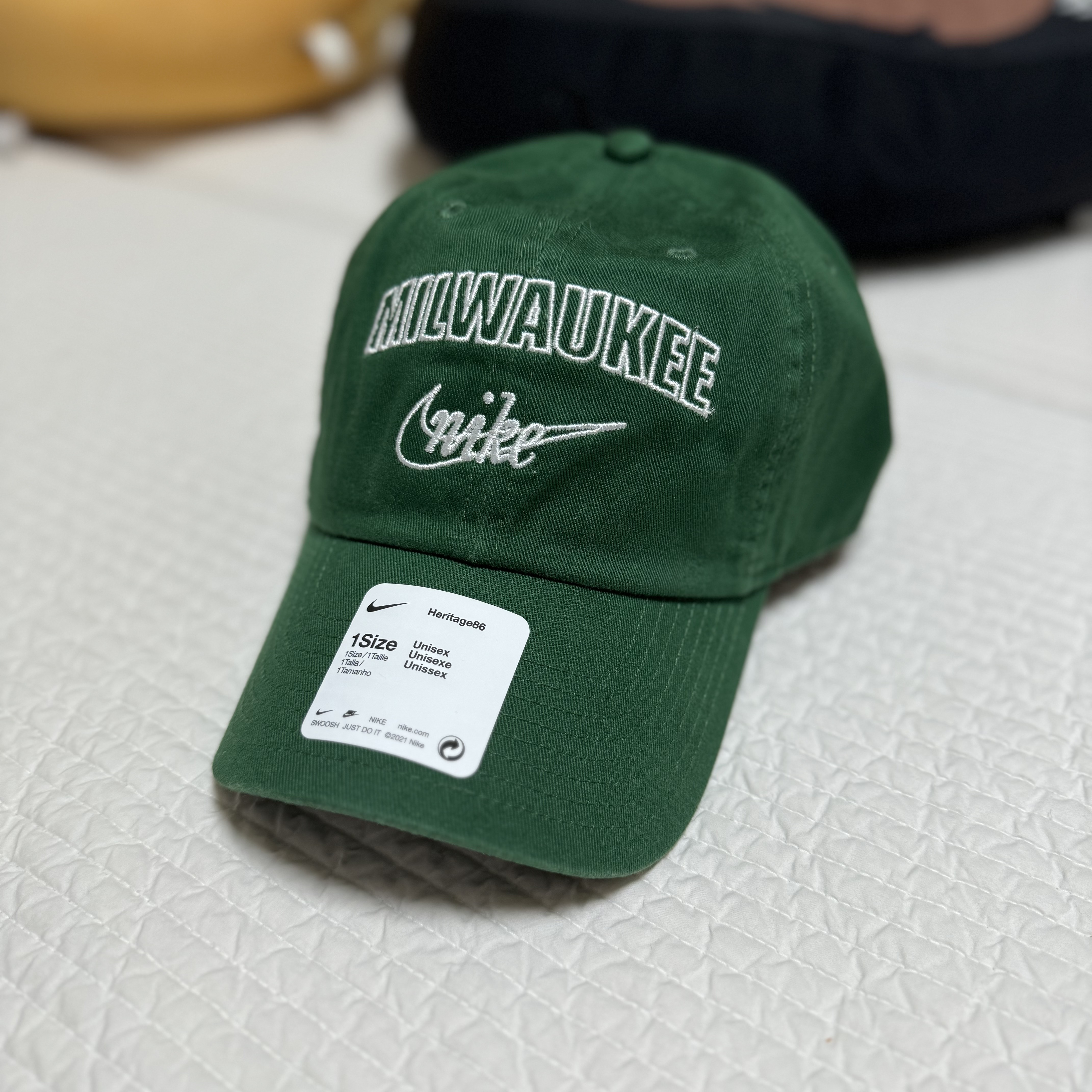Nike Heritage 86 NBA Cap Milwaukee Bucks 착용 스타일 - 1