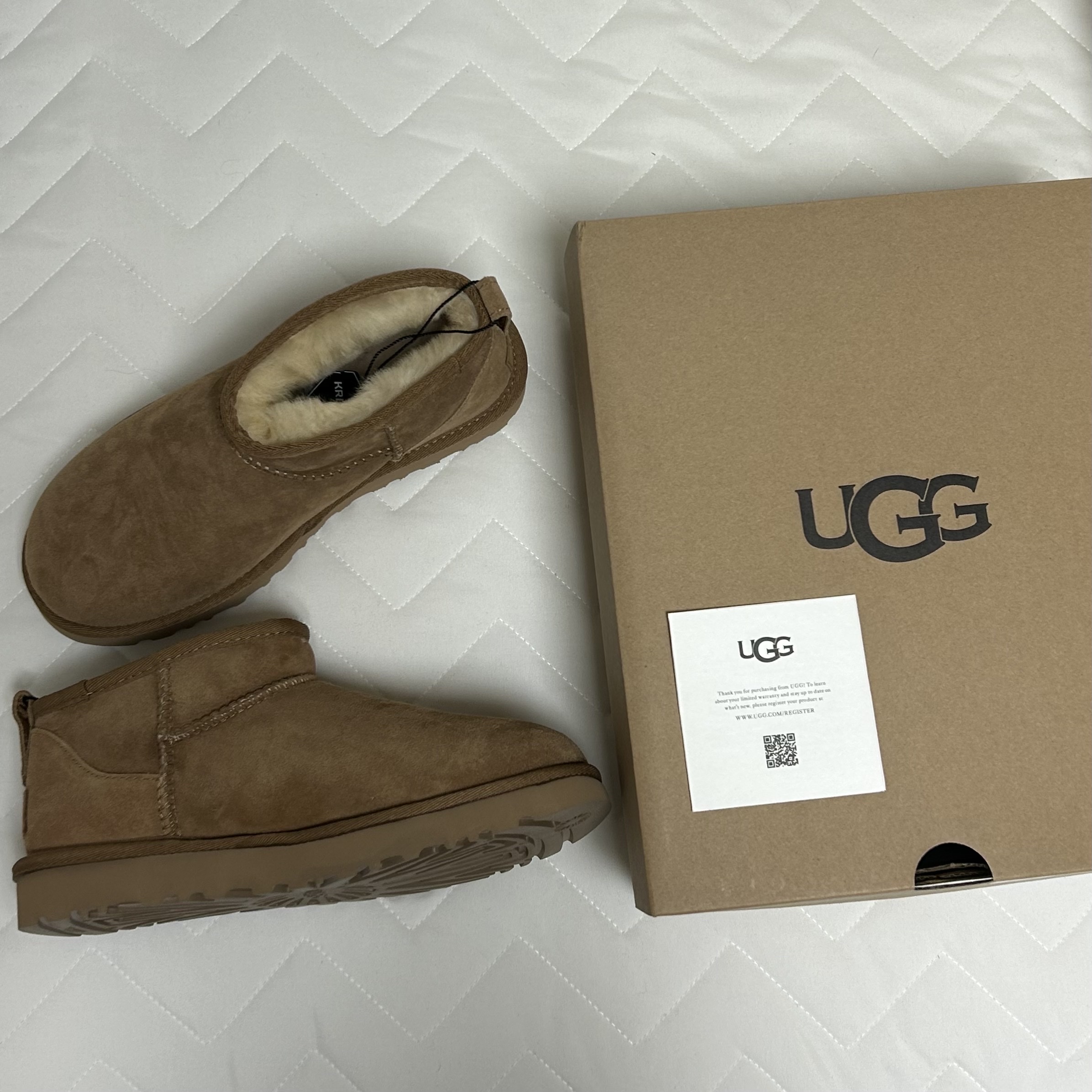 (W) UGG Classic Ultra Mini Boots Chestnut 착용 스타일