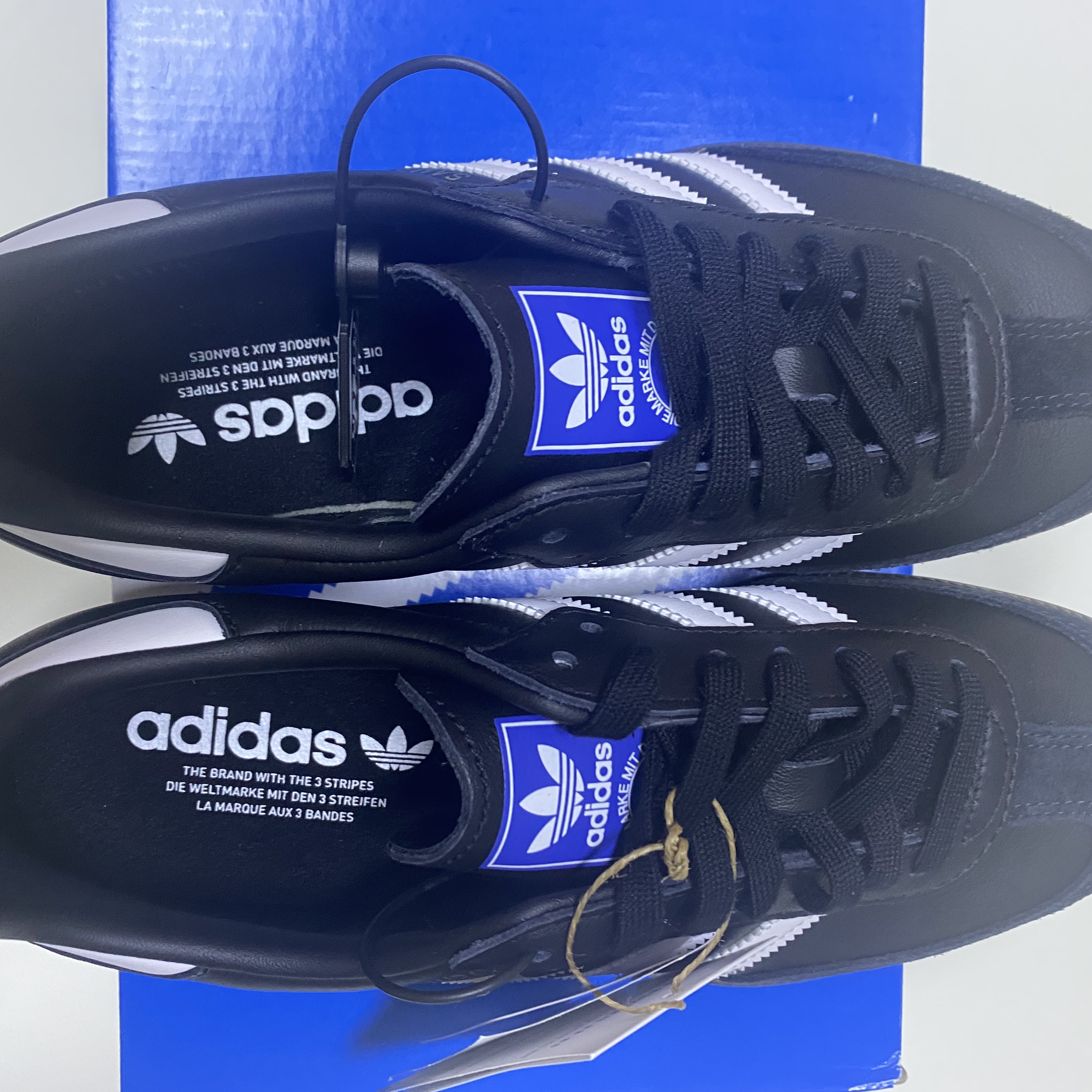 Adidas Samba OG Black White Gum 착용 스타일 - 3